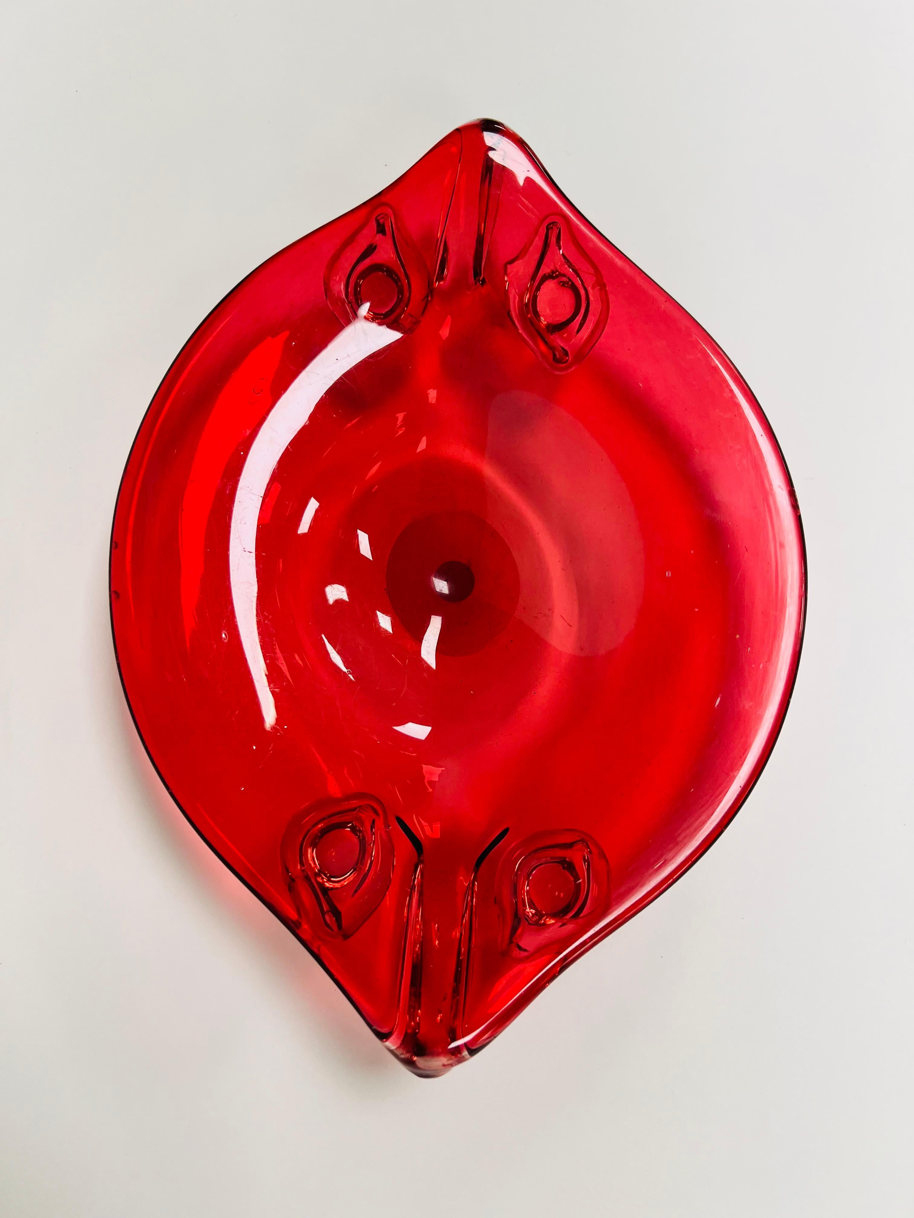 Mitteltisch aus Murano Glas rot Archimede Seguso um 1950 (Internationaler Stil) im Angebot