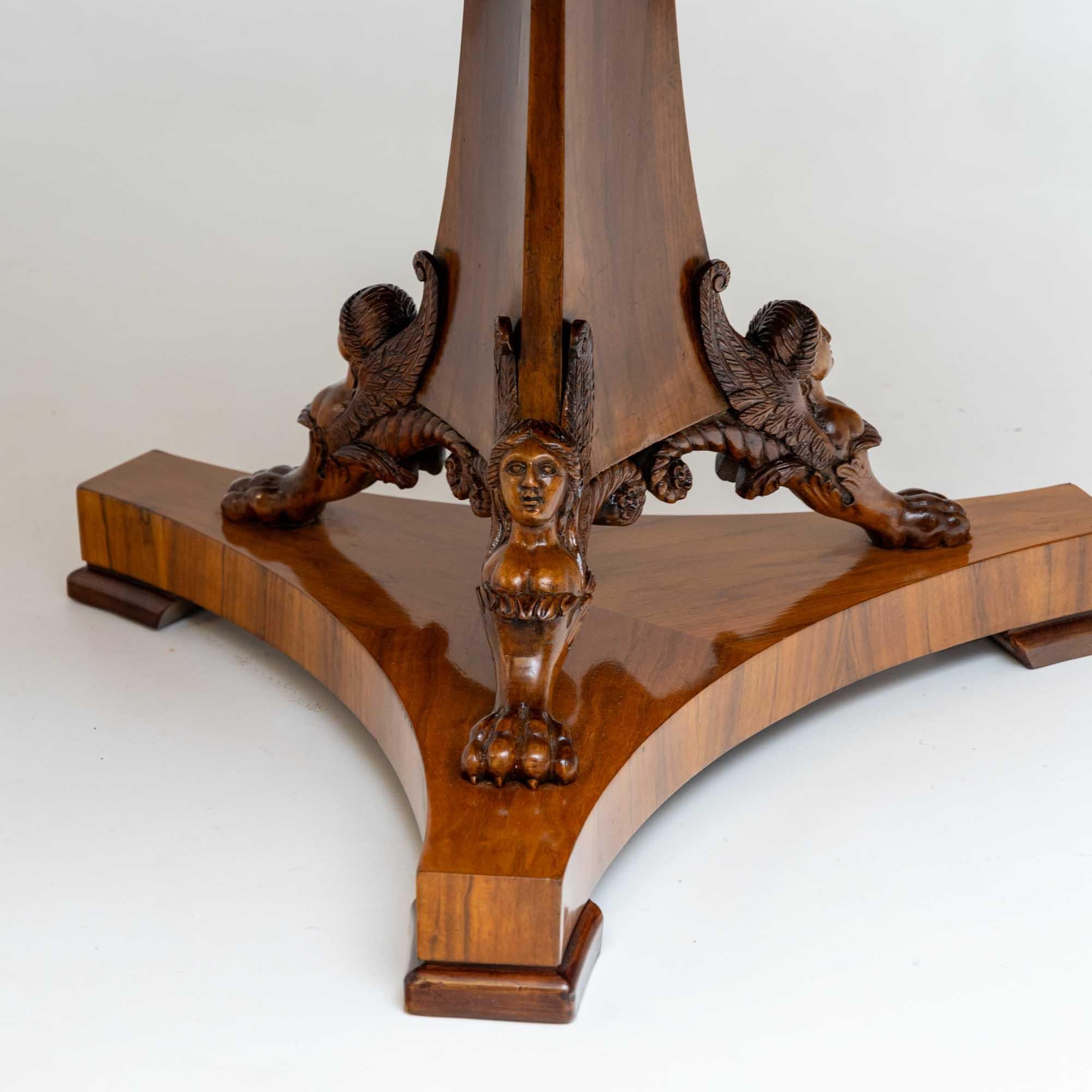 Center Table in Walnut, Vienna, early 19th Century 7