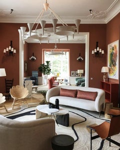 Organic Modern Center Table Jean in Natural Marble Stone Off-white, Black, Pink