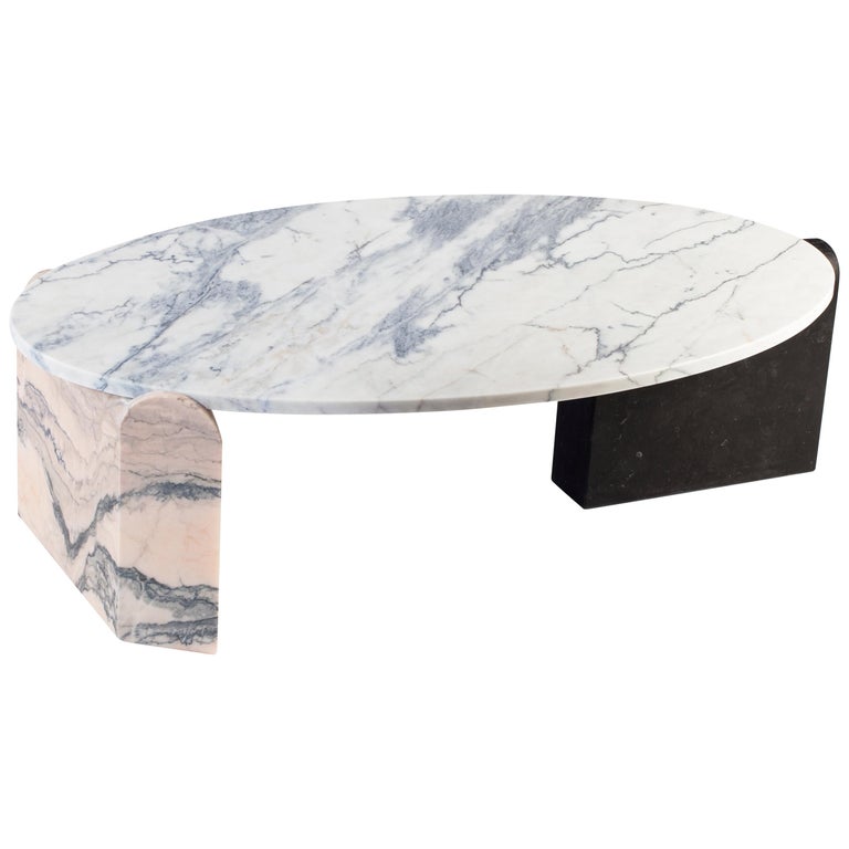 Organic Modern Center Table Jean in Natural Marble Stone Off-white, Black, Pink For Sale