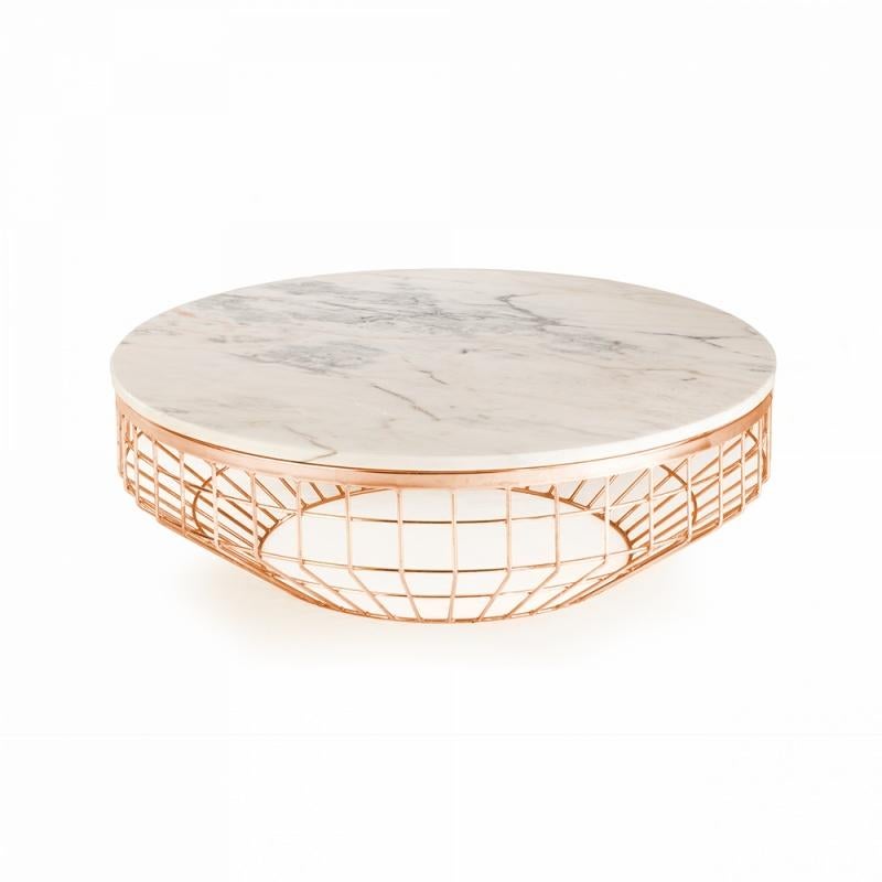 Sleek and light, these center tables are original and fresh. The base is made of polished brass and the top of Estremoz white marble. An elegant and stylish accent to your room. Made to Order. 

For sales with delivery address within European