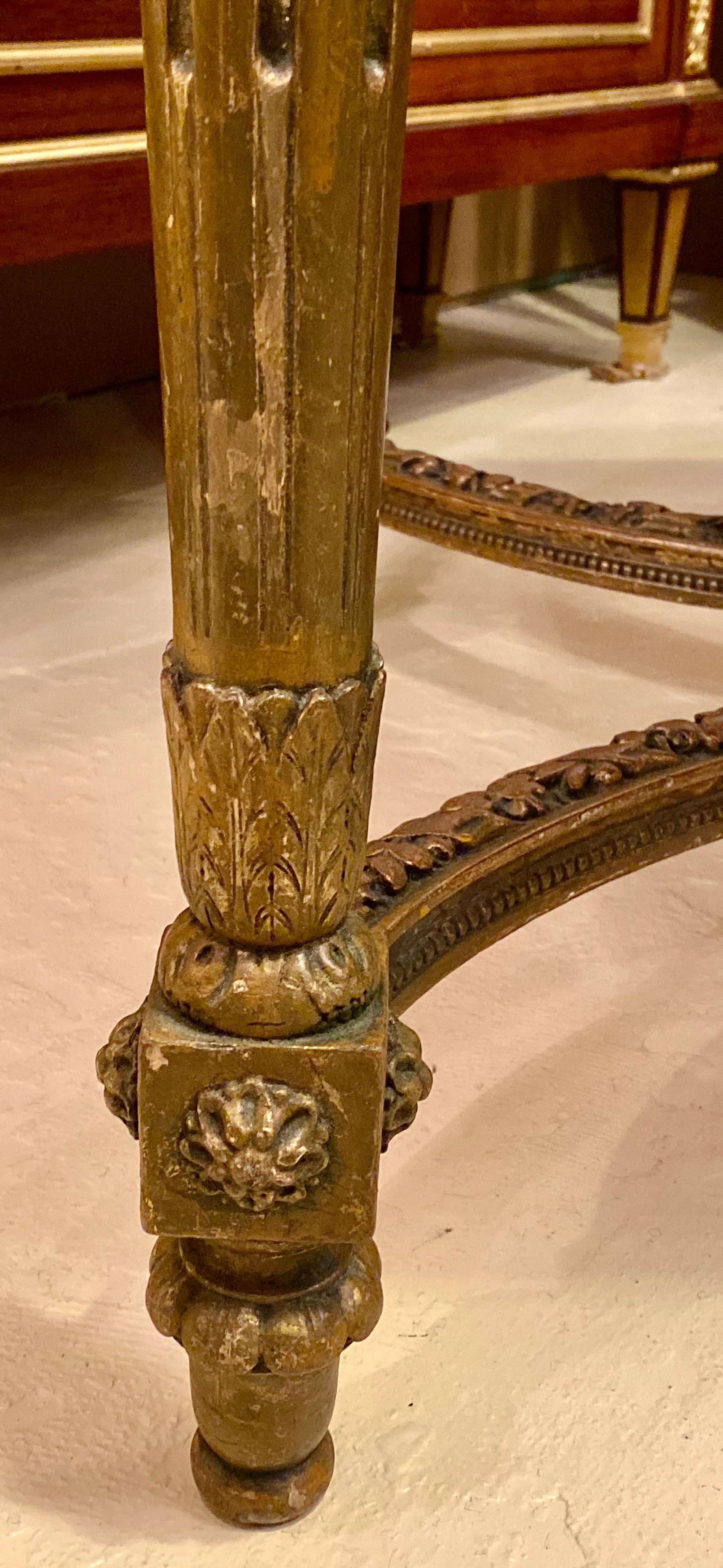 Table centrale ou console de style Louis XVI Jansen avec superbe plateau en marbre doré en vente 5
