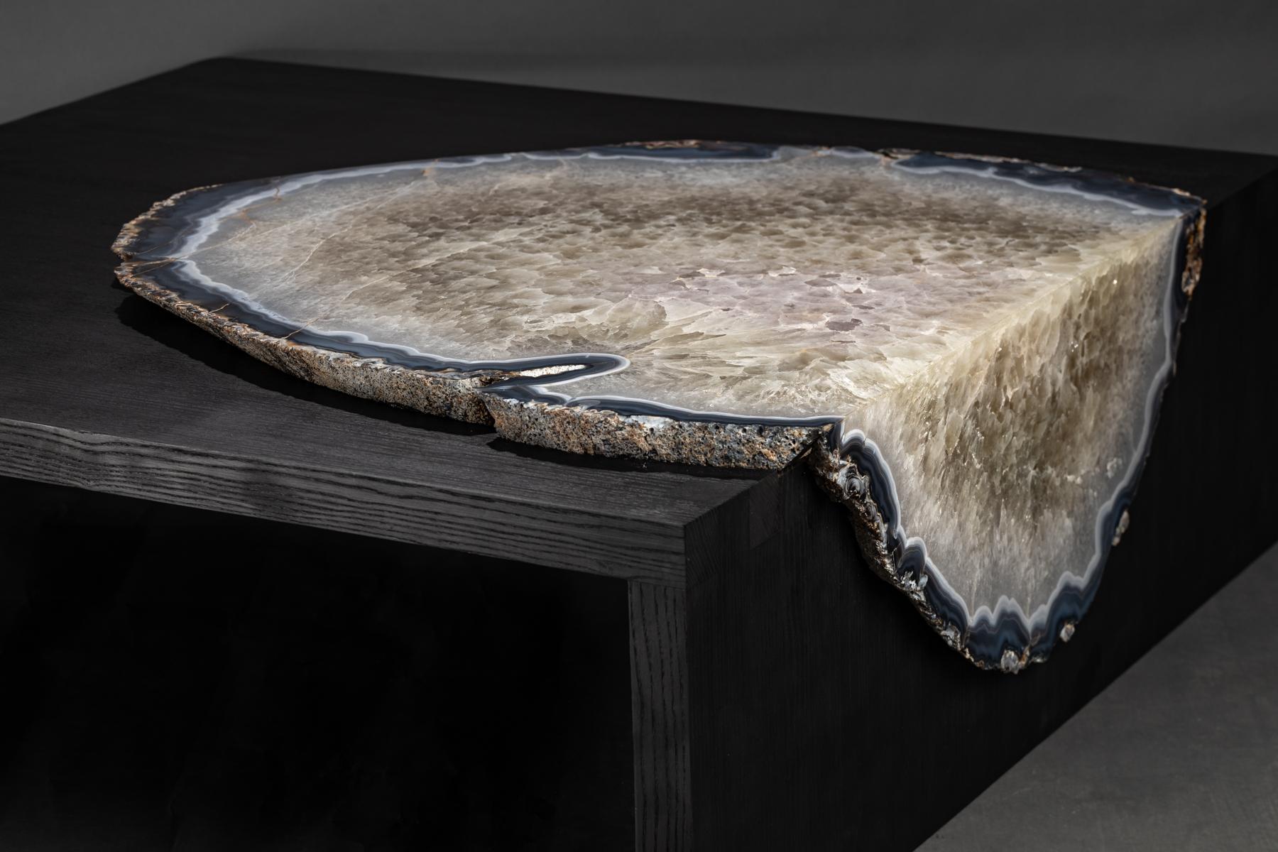 Center Table Shou Sugi Ban 'Burned' American Solid Ashwood with Agate Slab In New Condition In Polanco, CDMX