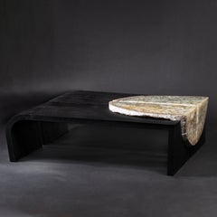 Ess- und Wohnzimmertisch Shou Sugi Ban „Burned“ aus massivem amerikanischem Essholz mit Achataufsatz