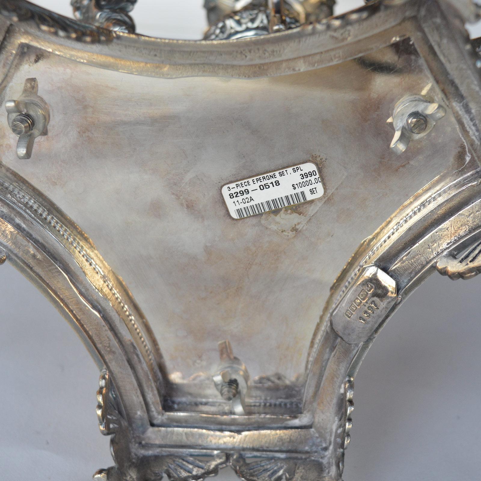 Tafelaufsatz aus Silber und geschliffenem Kristall, spätes 19. Jahrhundert im Angebot 11