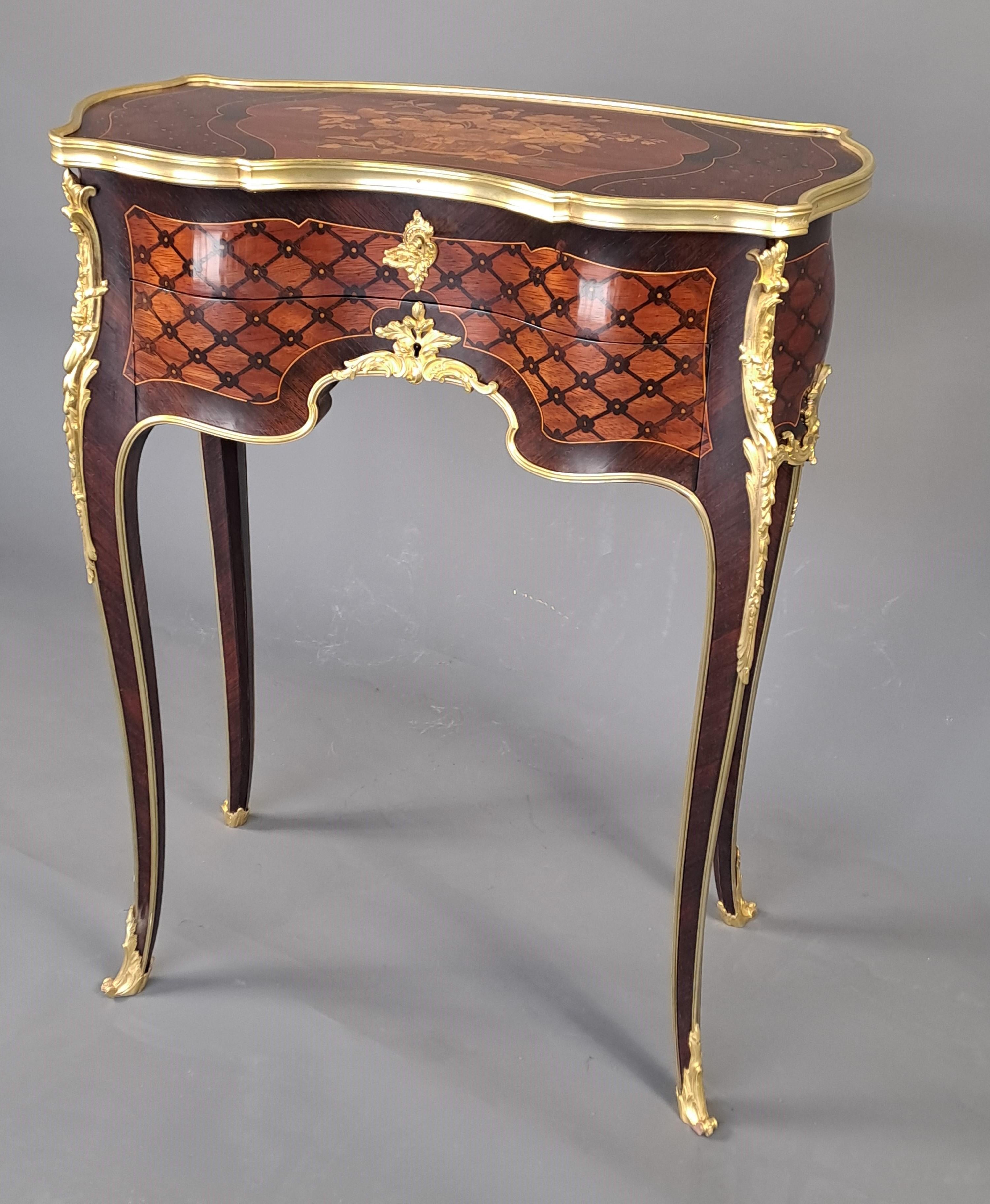 Center Table Stamped François Linke In Excellent Condition For Sale In BARSAC, FR