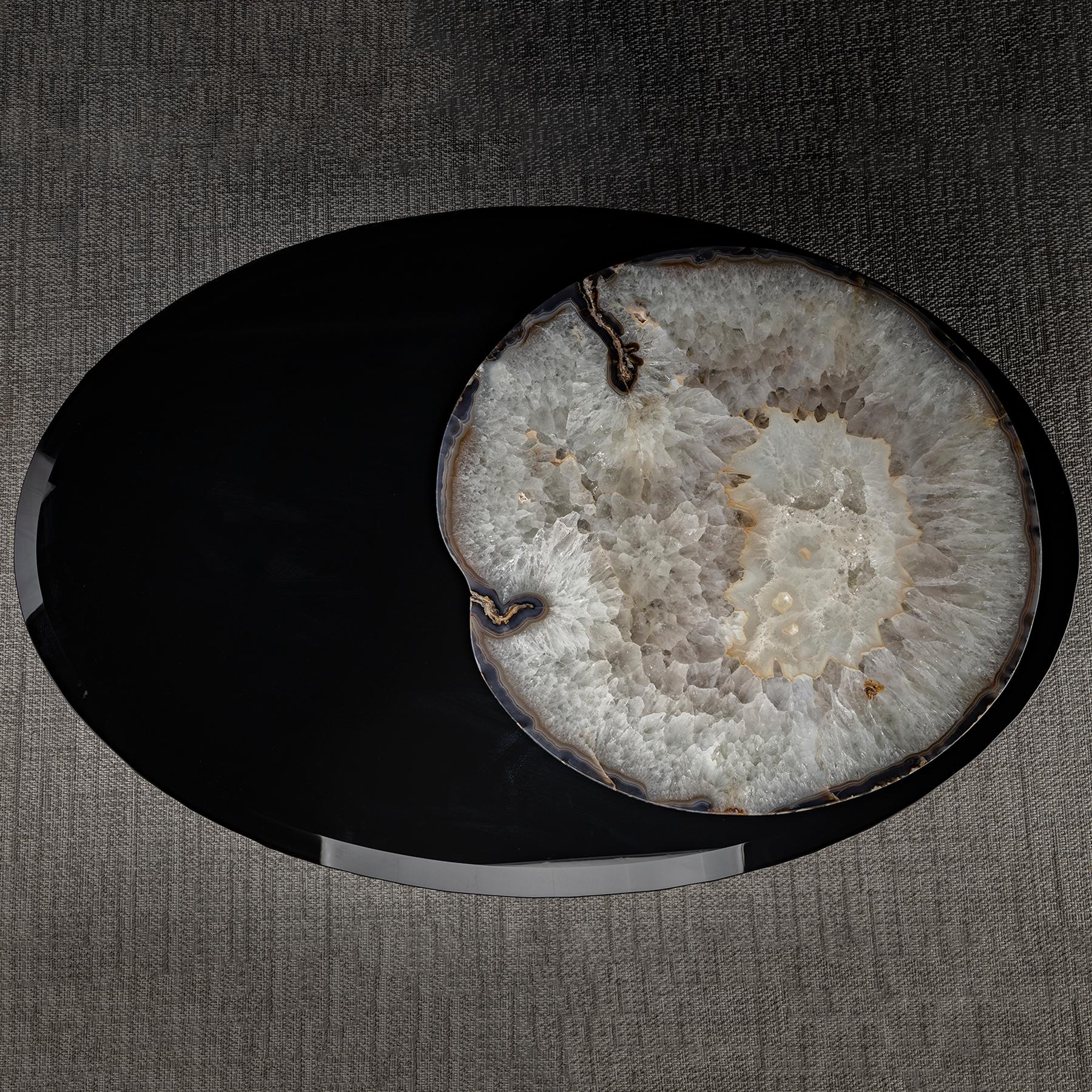 Ess- und Wohnzimmertisch von Lazy Susan, drehbar aus brasilianischem Achat auf schwarzem, gehärtetem Glas im Zustand „Neu“ im Angebot in Polanco, CDMX