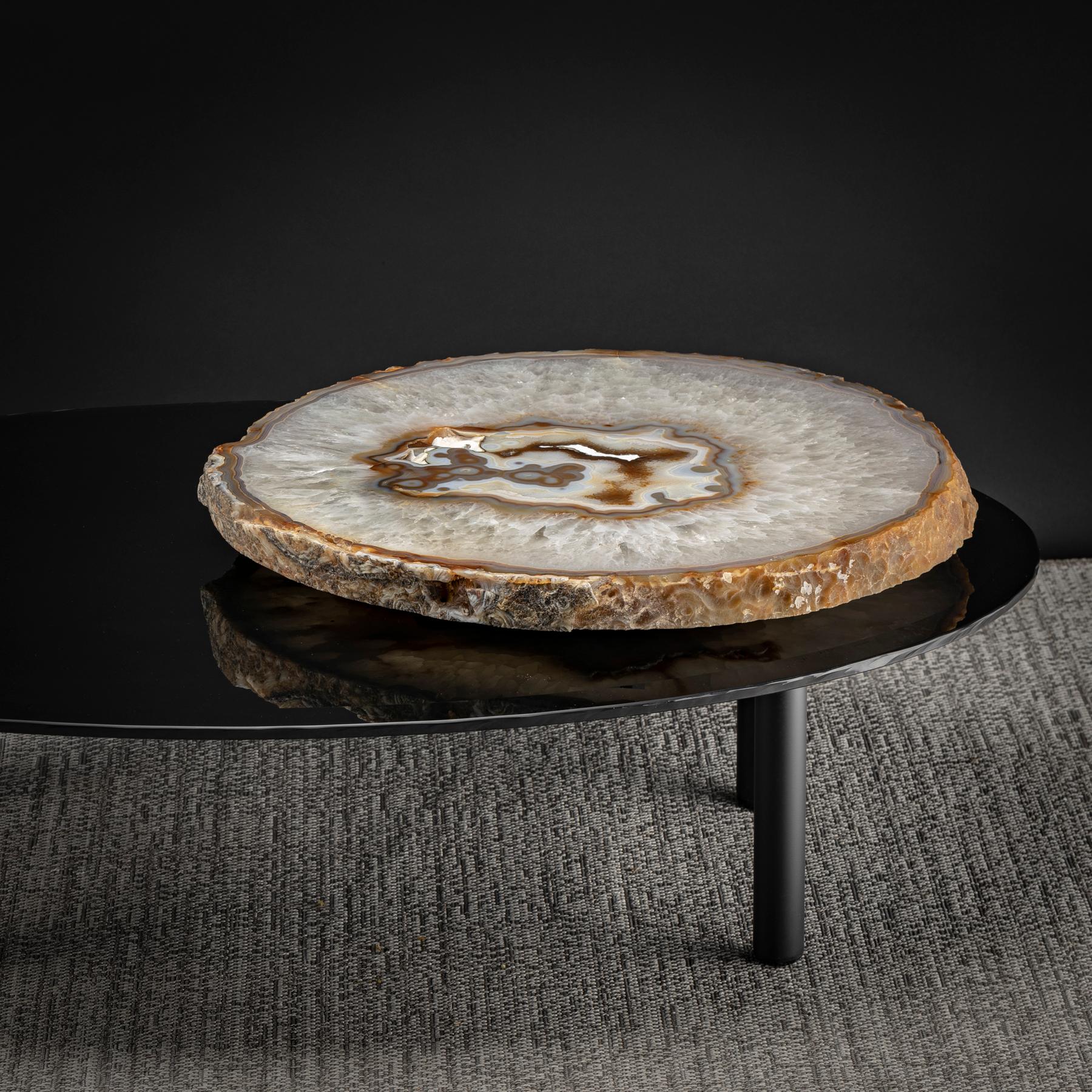 Center Table, with Lazy Susan Rotating Brazilian Agate on Black Tempered Glass In New Condition For Sale In Polanco, CDMX