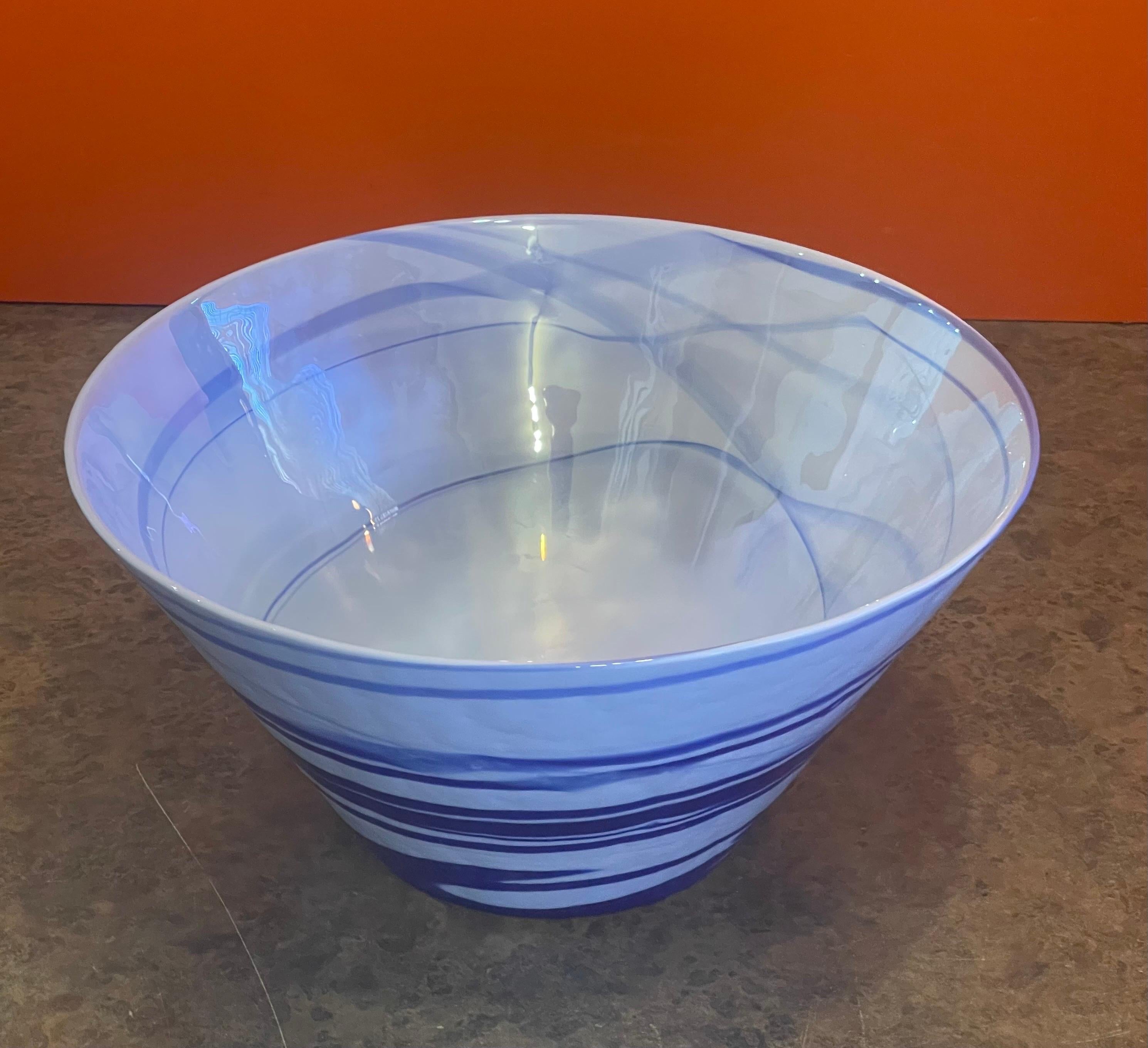 Centerpiece Bowl by Yalos Casa for Murano Glass For Sale 3