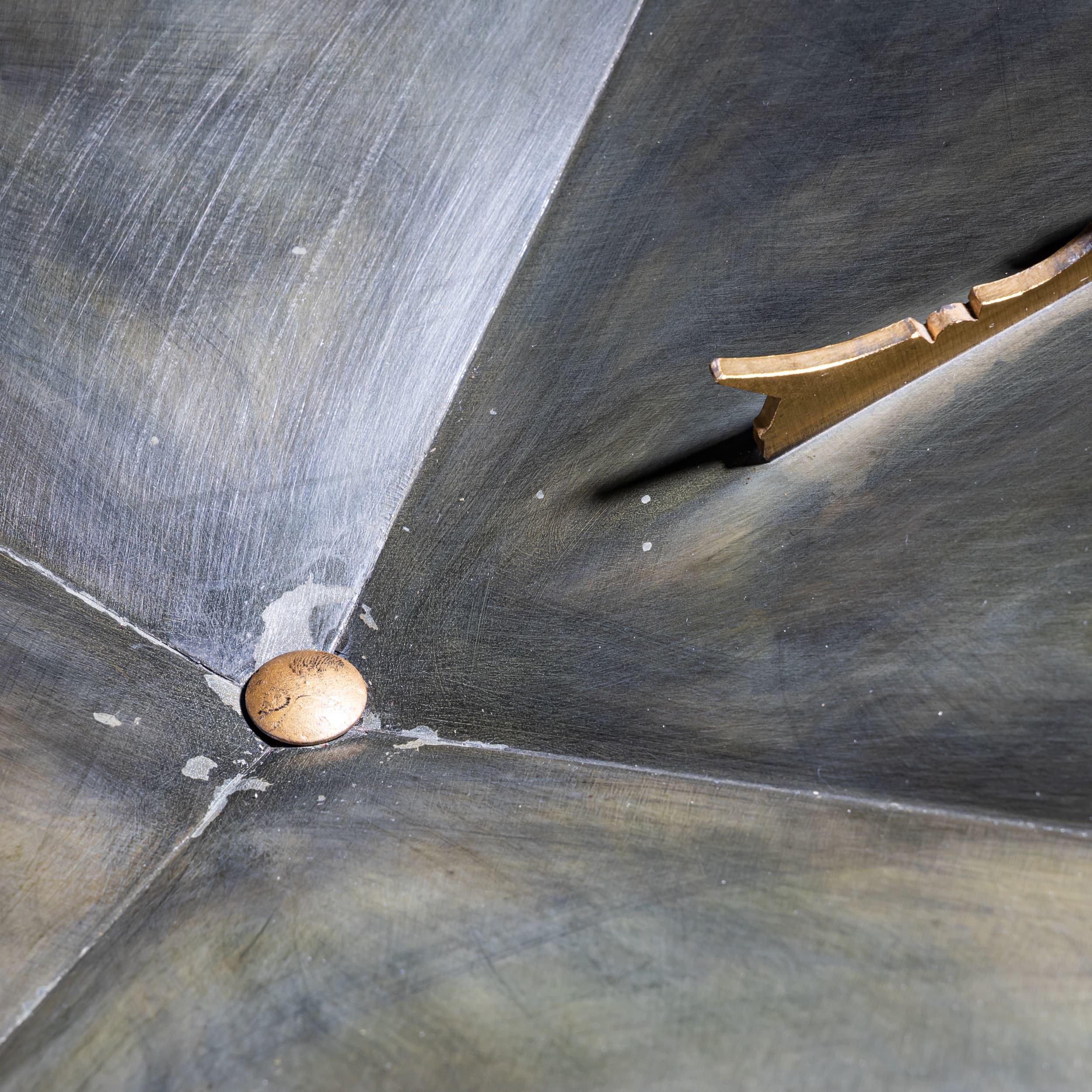 Mittelstück von Lorenzo Burchiellaro (1933-2017), Italien im Angebot 1