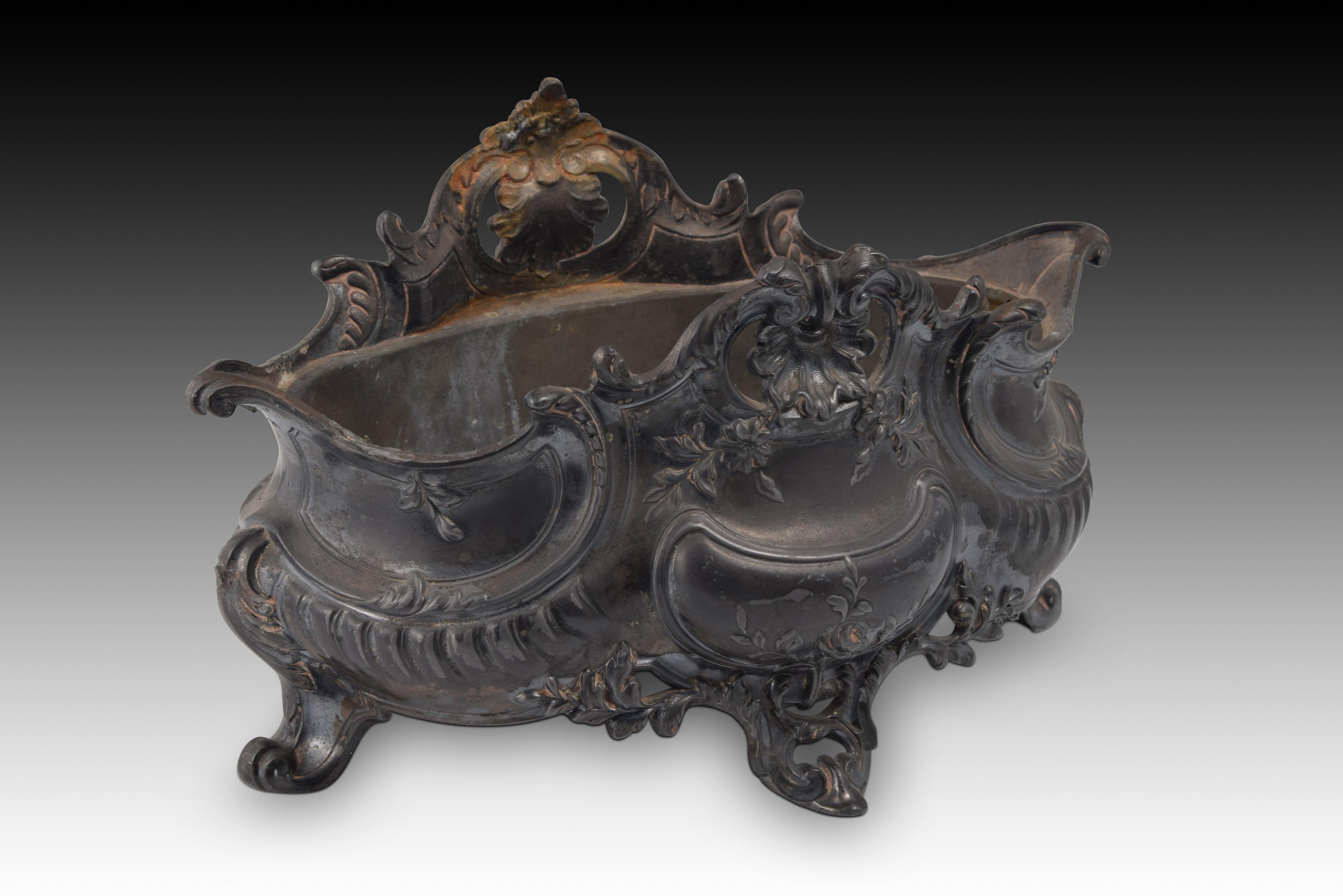 Centerpiece, Calamine, France, 19th Century In Fair Condition For Sale In Madrid, ES