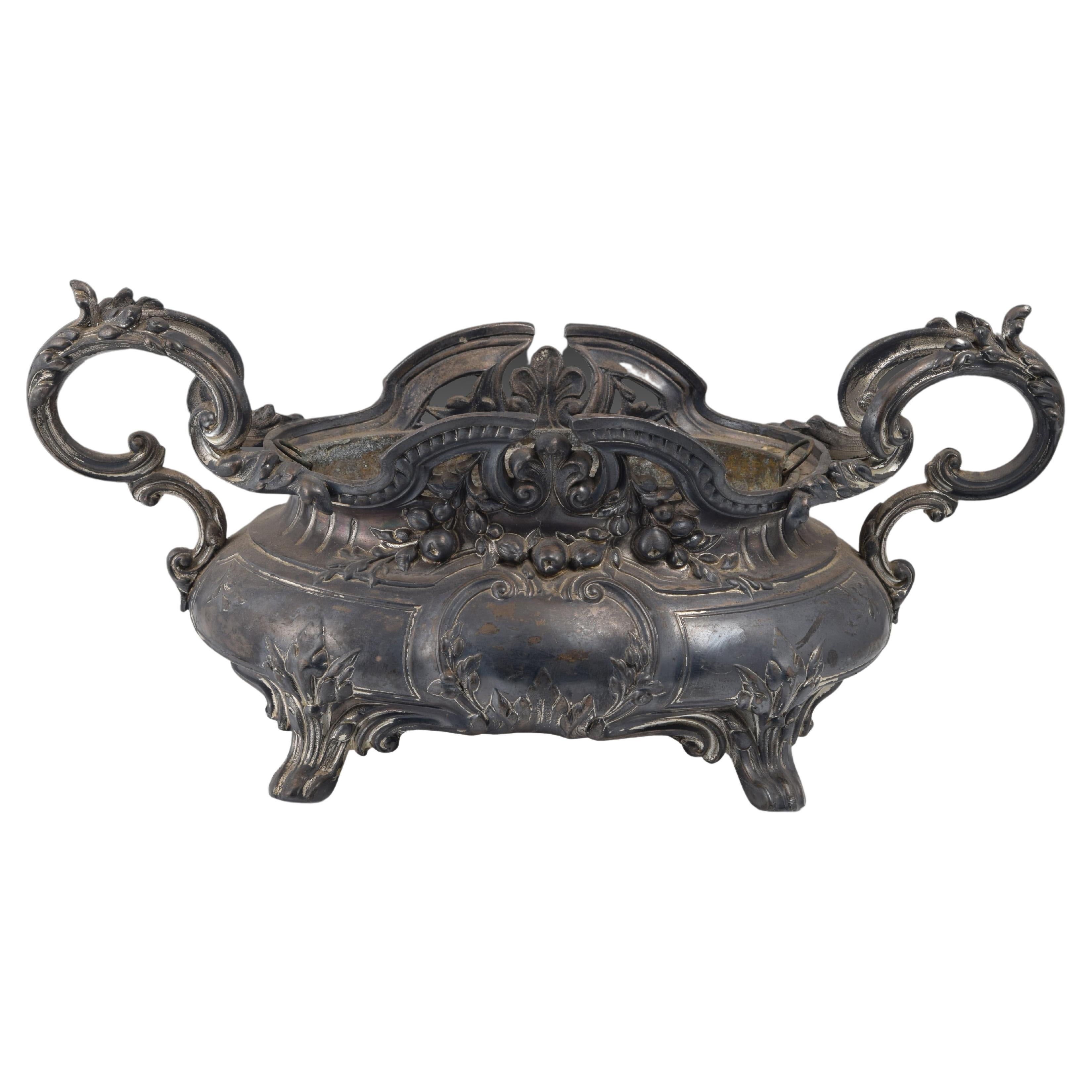 Centerpiece, Calamine, France, 19th Century For Sale