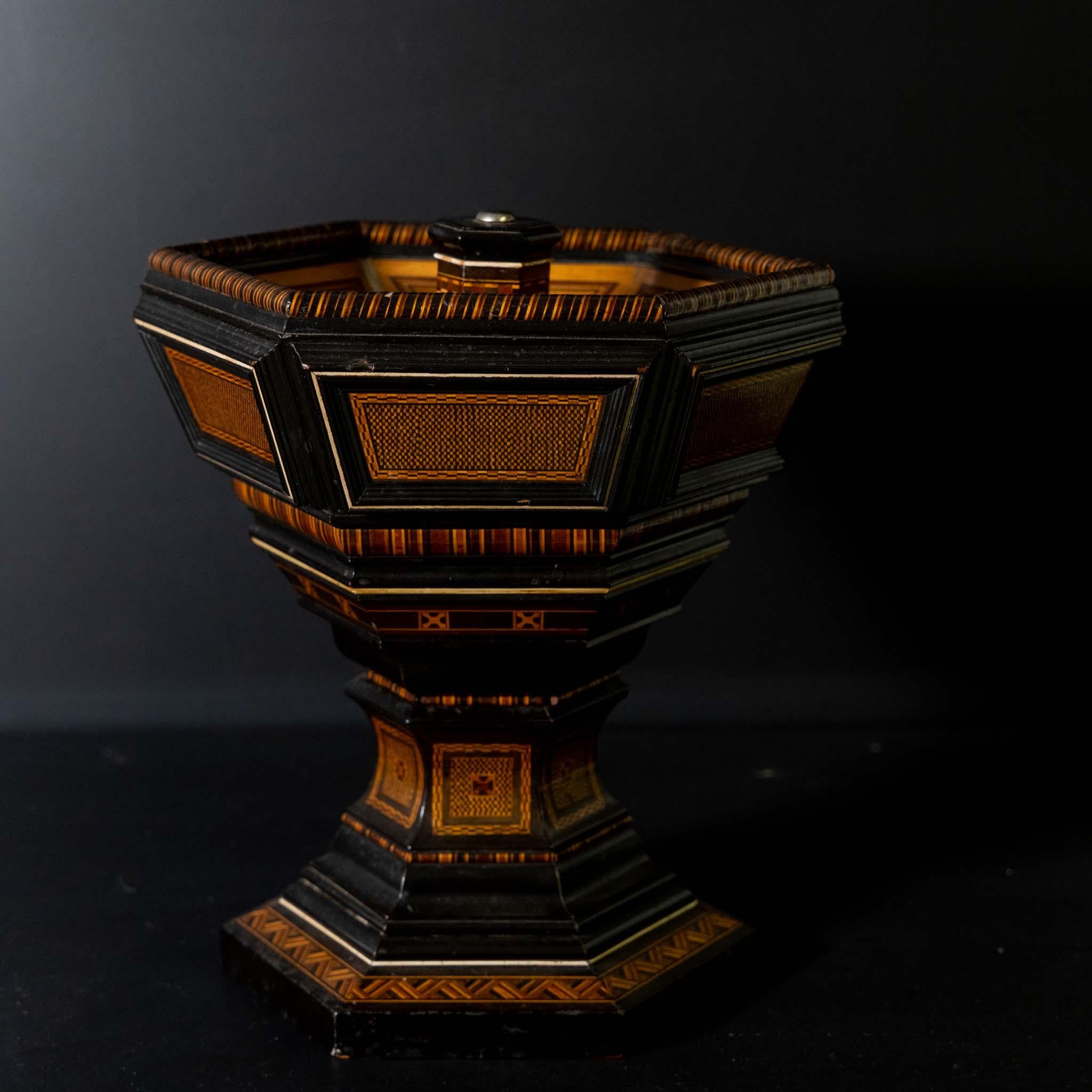 Art Deco Centerpiece, Early 20th Century For Sale