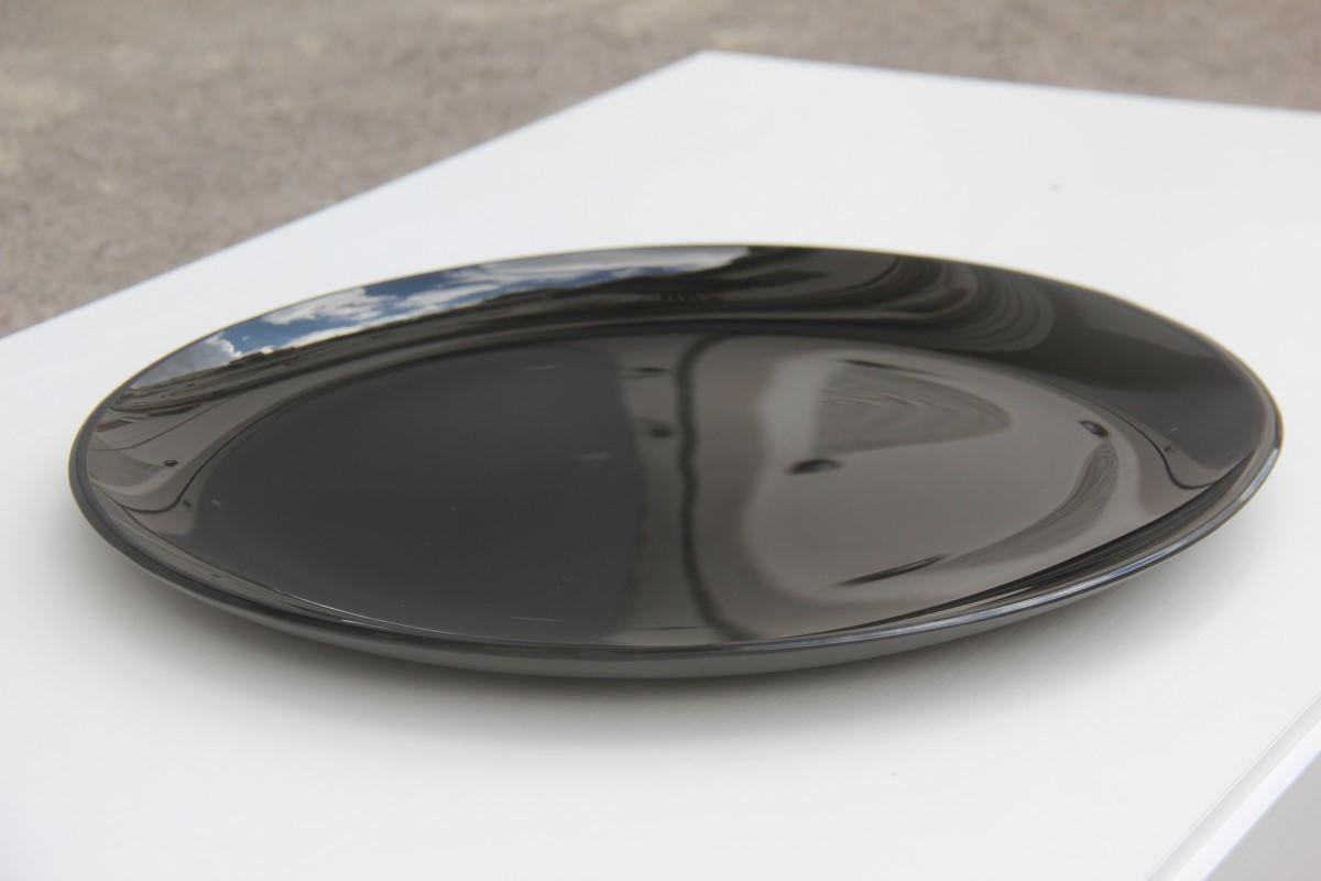Italian Centerpiece Fontana Arte Max Ingrand Black Mirrored Colored Bent Cut Glass 2241 For Sale