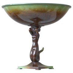 Bol Art déco en bronze sur pied, pour centre de table, avec « Sirène » par Ystad Metall, Suède, années 1940