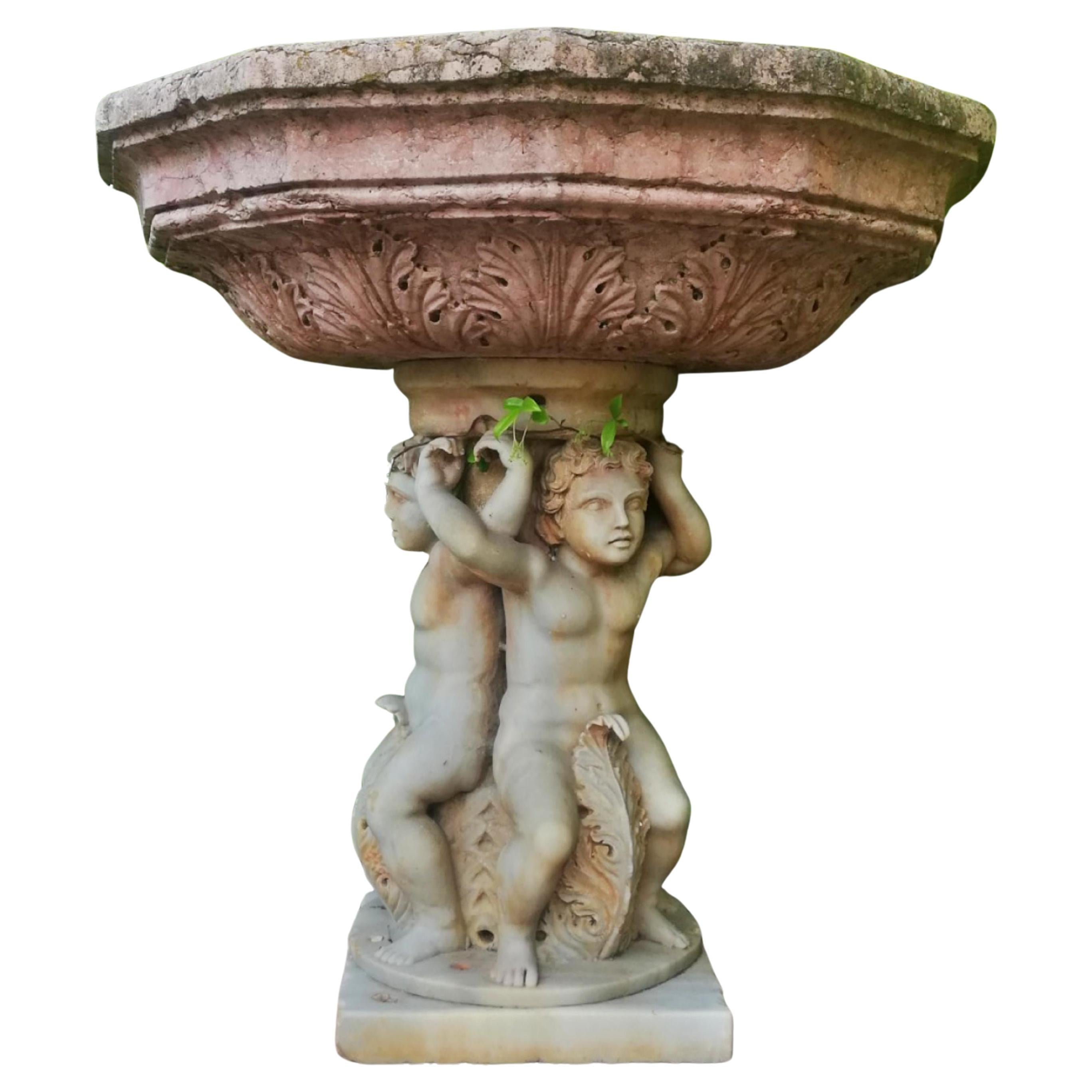 18th Century Centerpiece Fountain with an Octagonal Basin in Rosso Verona Marble early 18th For Sale