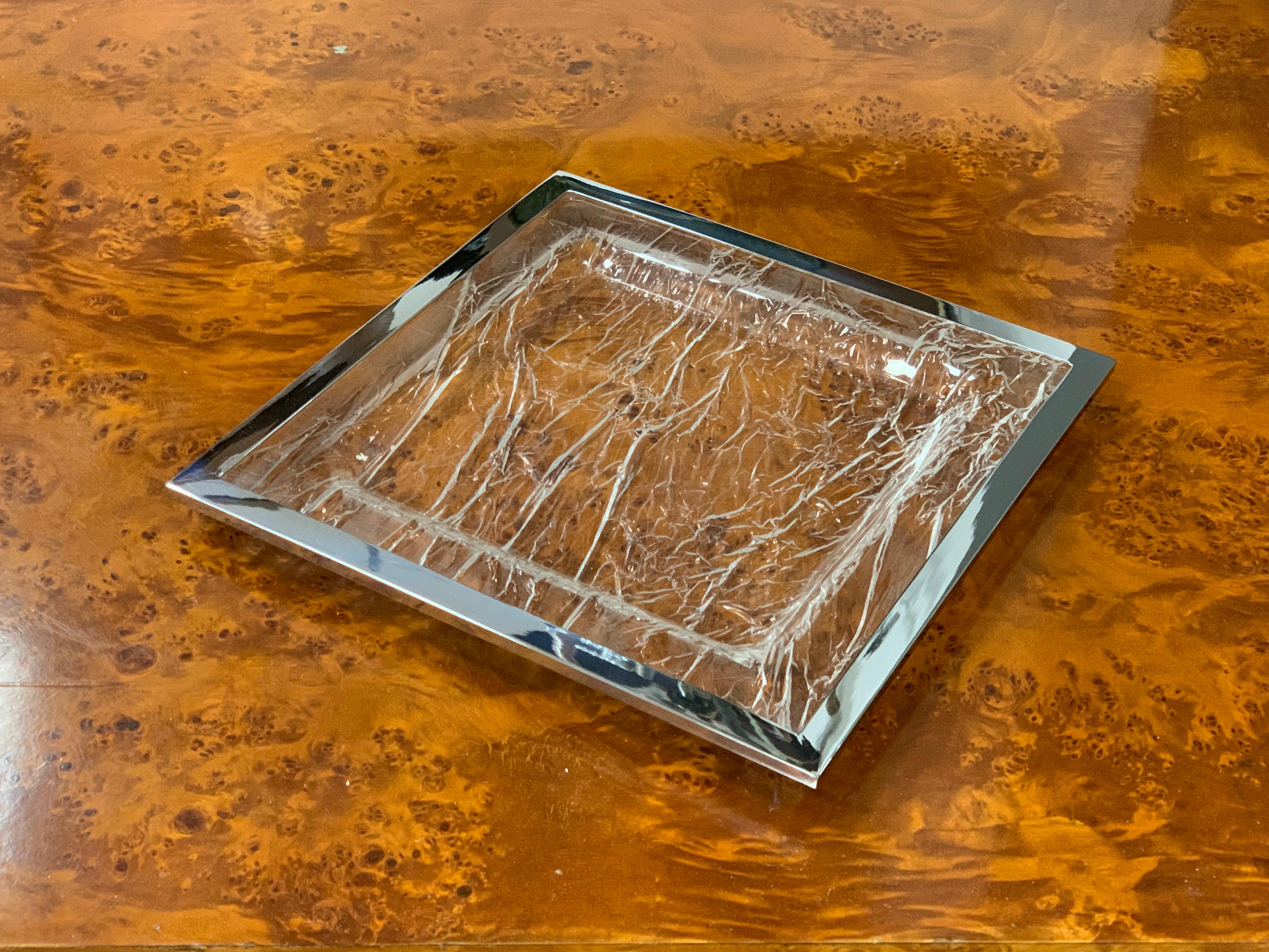 Centerpiece, Ice Effect Tray, Lucite, Chrome, Willy Rizzo Style, Italy, 1970s In Good Condition In Roma, IT