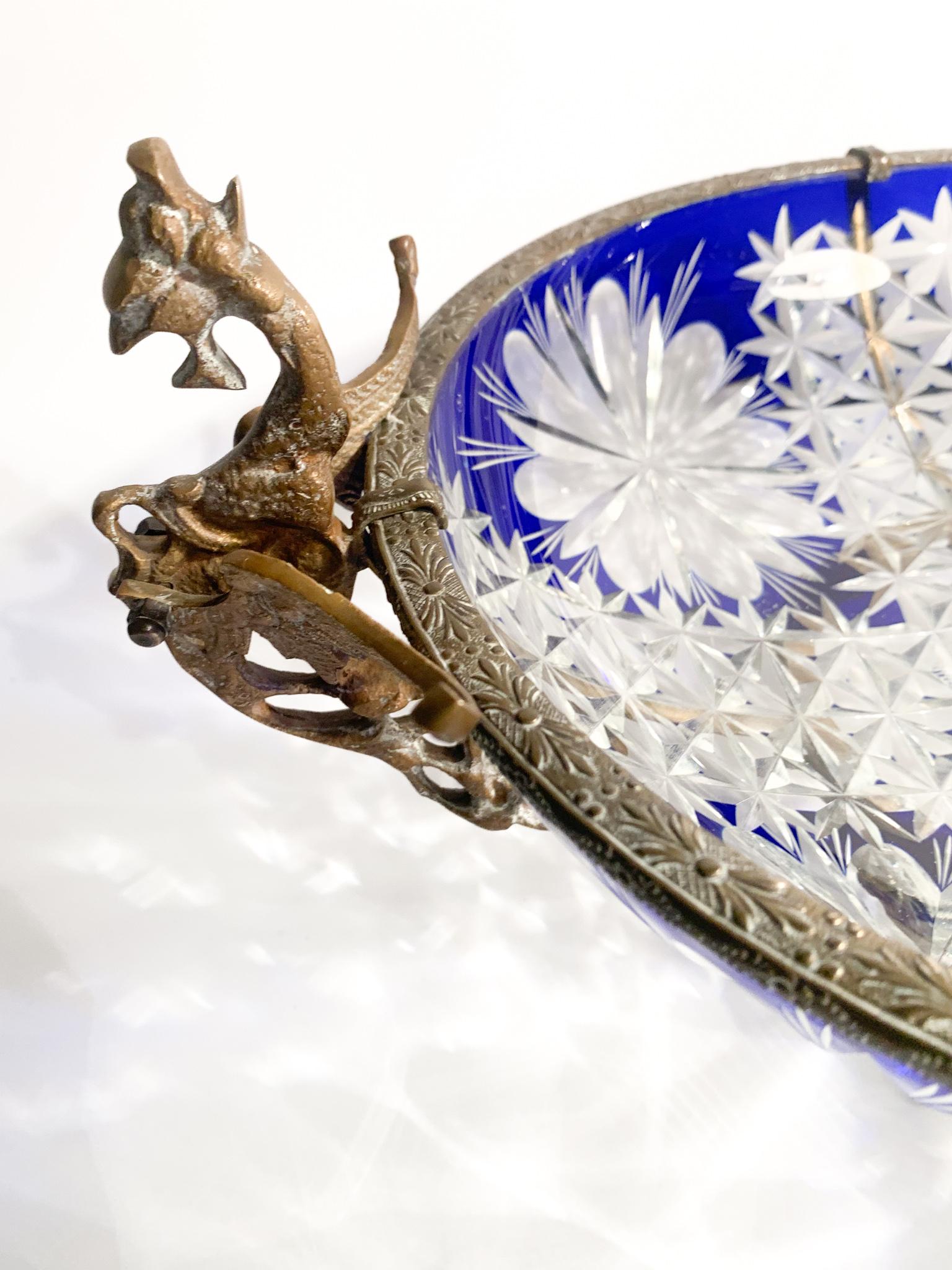 Czech Centerpiece in Bohemian Crystal and Sculpted Bronze from the Early XX Century For Sale