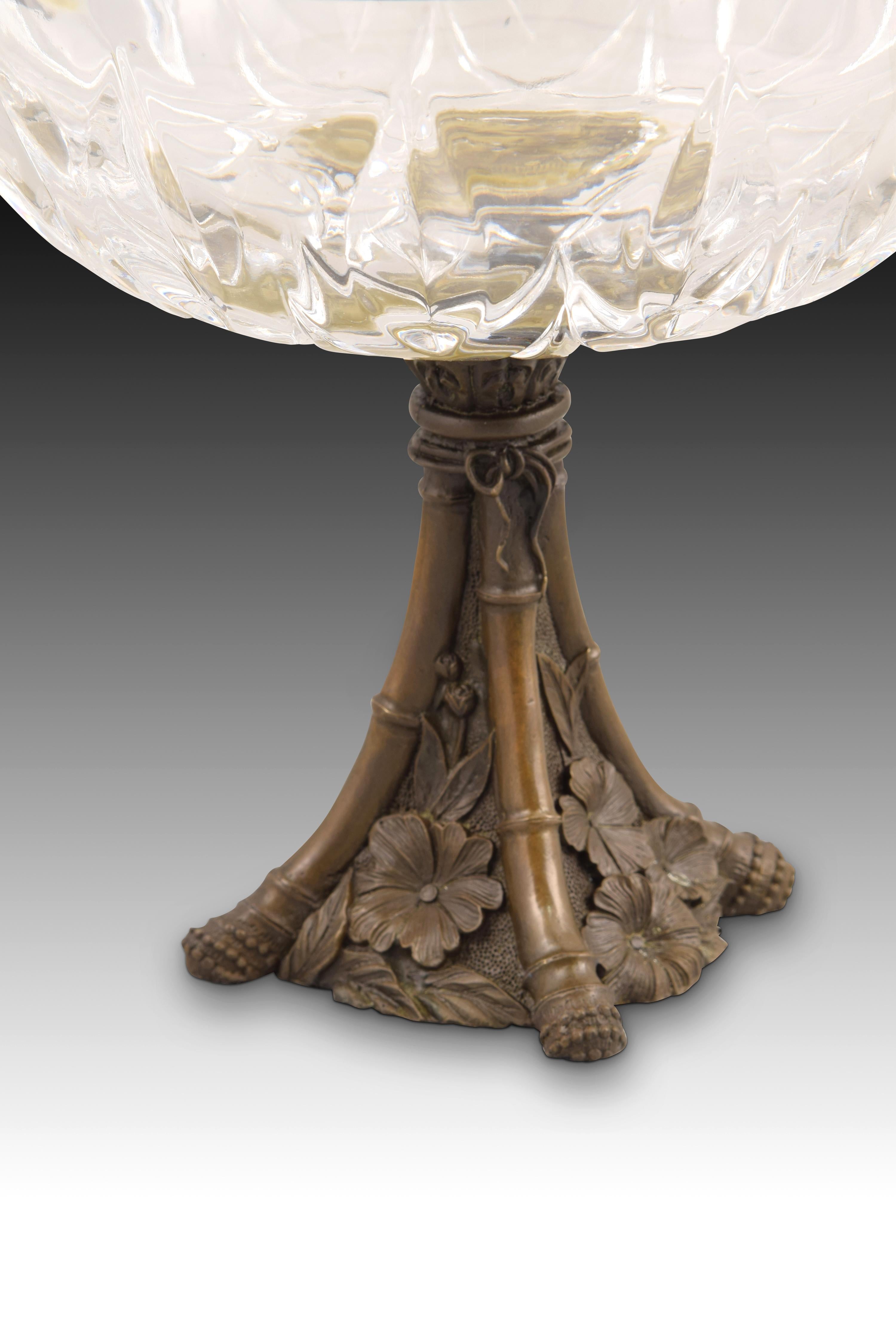 European Centerpiece in Bronze and Glass, Lost Wax Casting of Bronze
