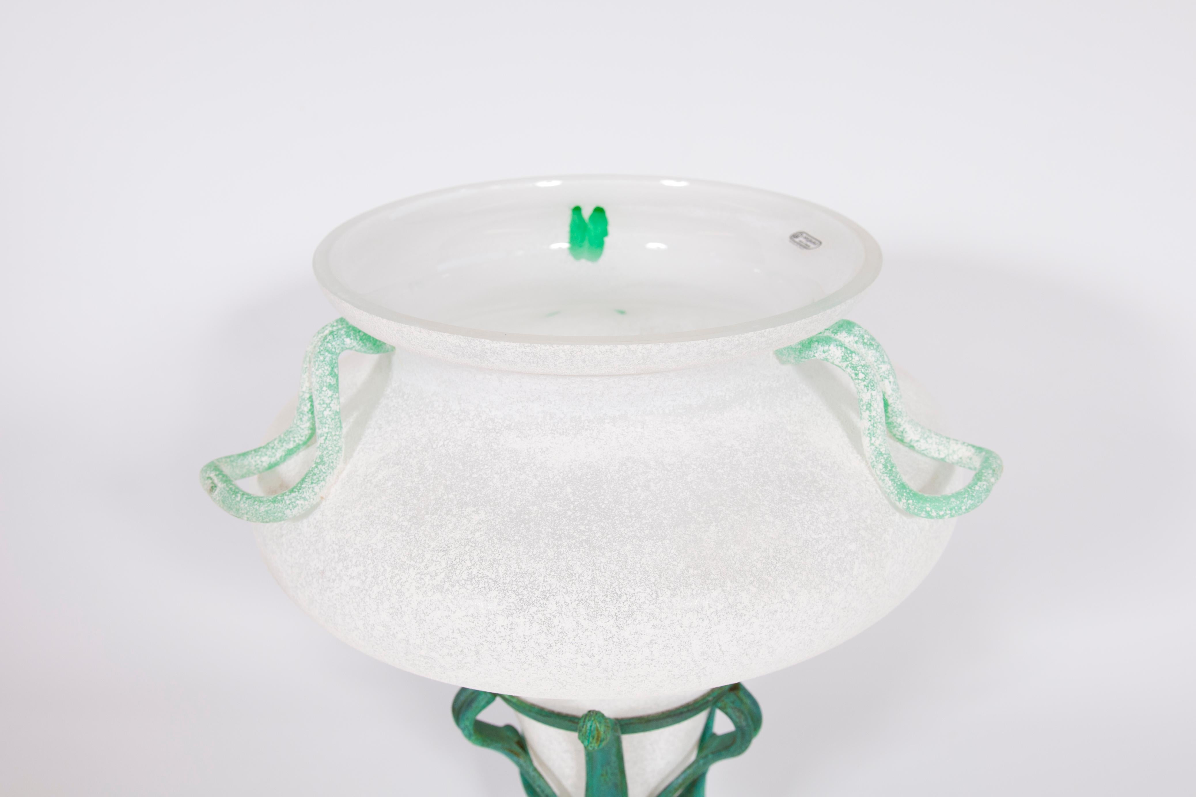 Late 20th Century Centerpiece in Frosted Blown Murano Glass by Seguso, 1980s, Italy For Sale