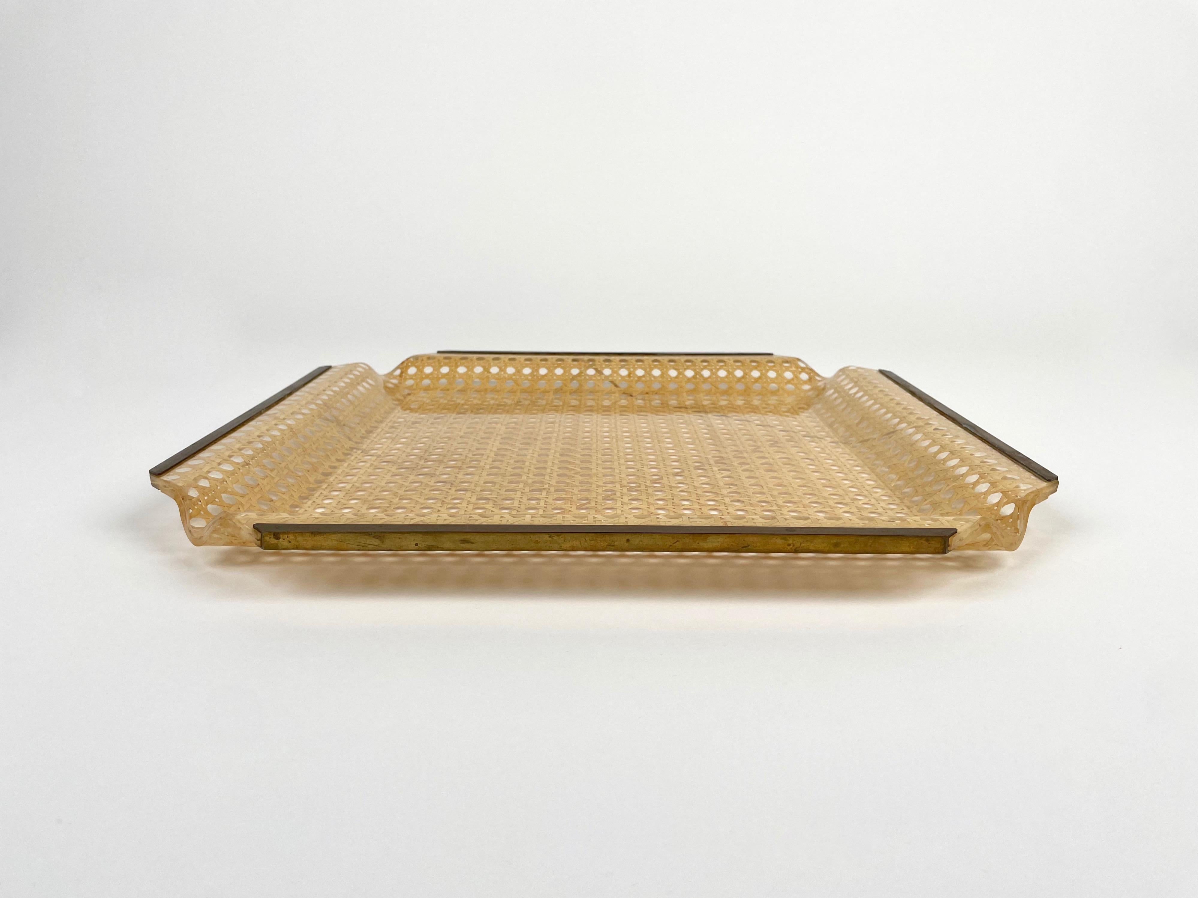 Centerpiece in Lucite, Rattan & Brass Christian Dior Style, Italy, 1970s For Sale 1