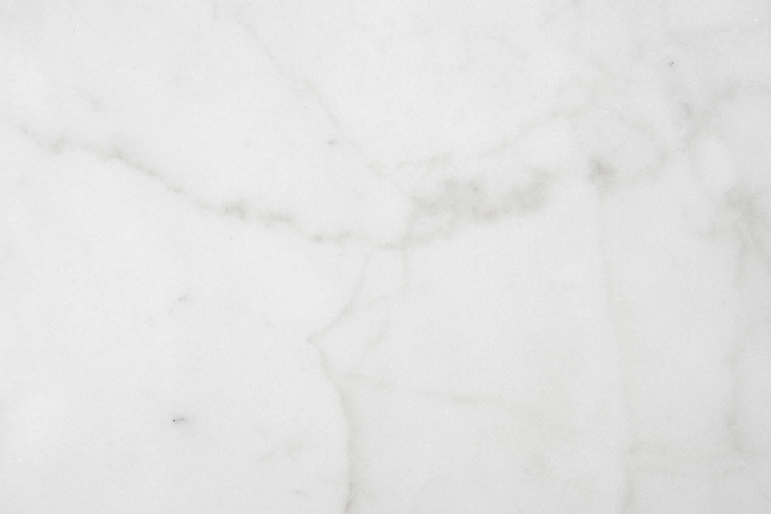 New Modern Centerpiece White Michelangelo Marble, Creator Ivan Colominas STOCK For Sale 2