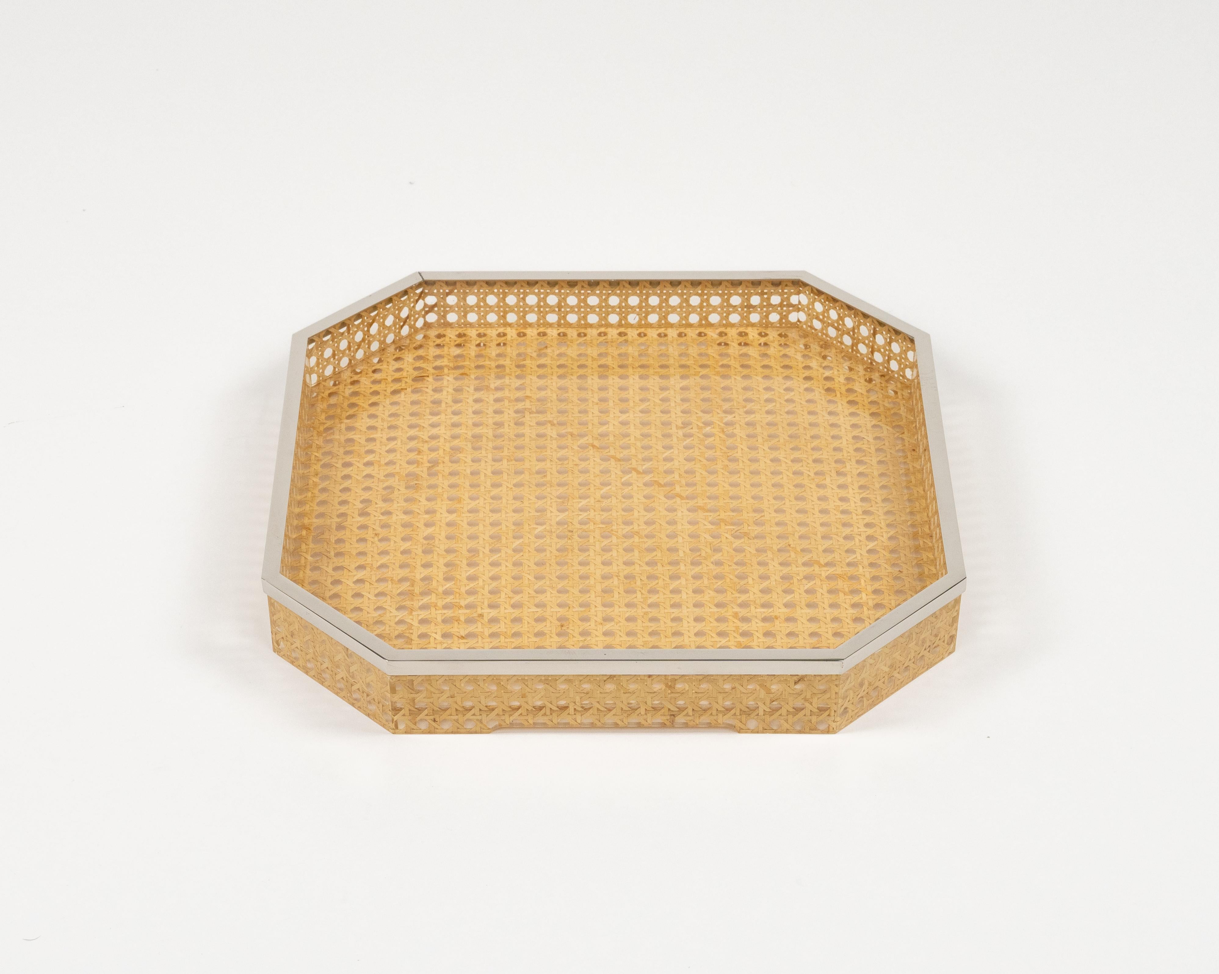 Midcentury amazing octagonal serving tray or centerpiece in lucite, wicker and chrome in the style of Christian Dior Home.   

Made in Italy in the 1970s.   

Great accessory for any modern interior.
