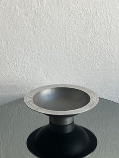 Centerpiece metal art deco fruit bowl, center table, accessory for styling