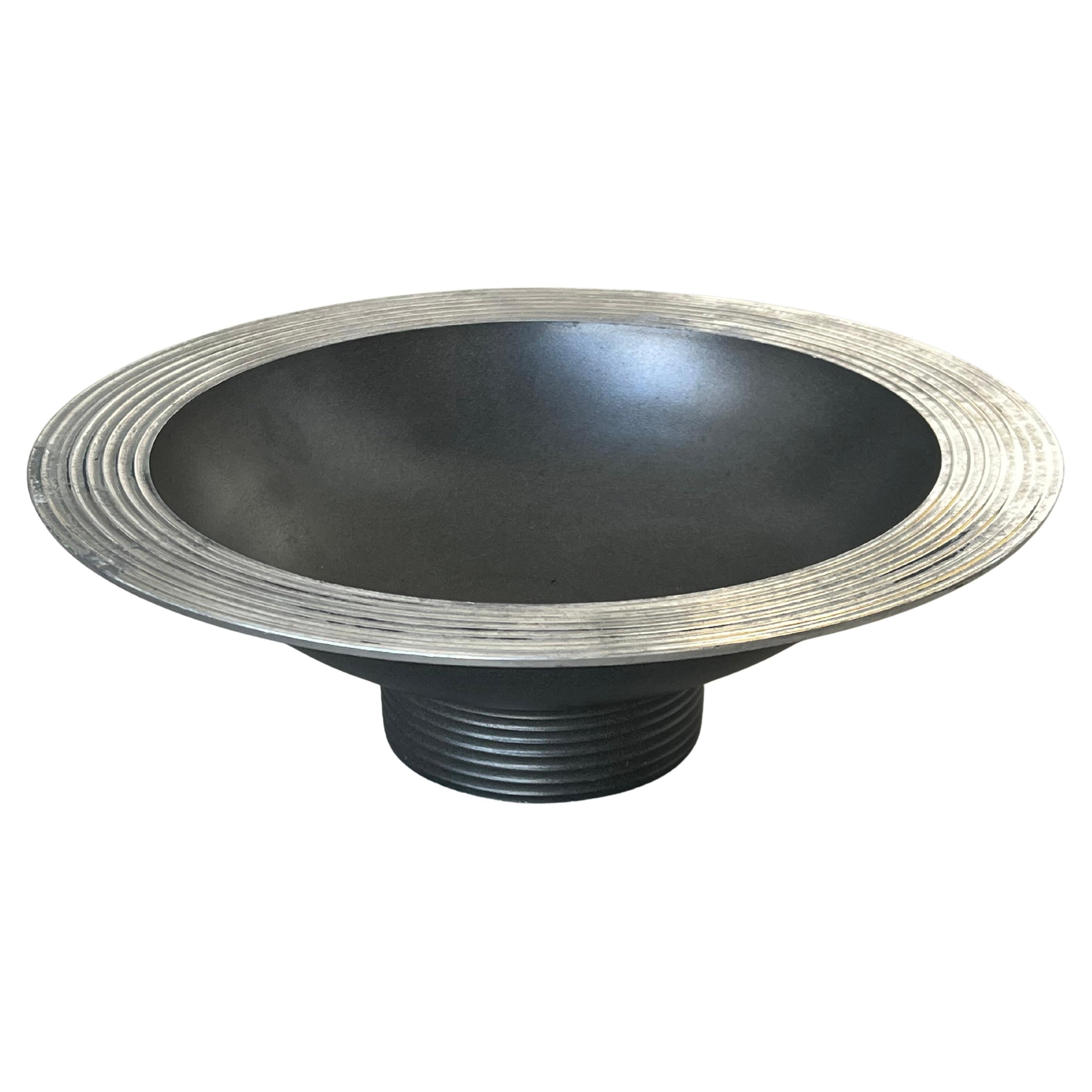 Centrotavola in metallo art deco con fruttiera, centro tavola, accessorio per lo styling