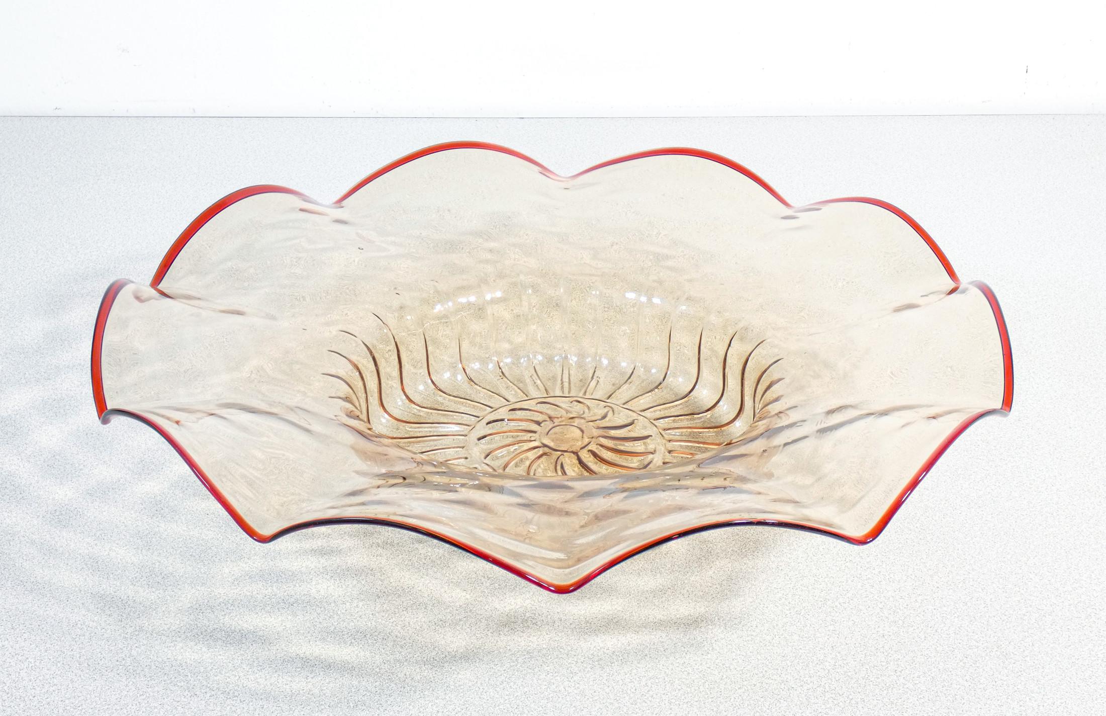 Other Centerpiece Plate, Design by Vittorio Zecchin in Blown Murano Glass, 1940s For Sale
