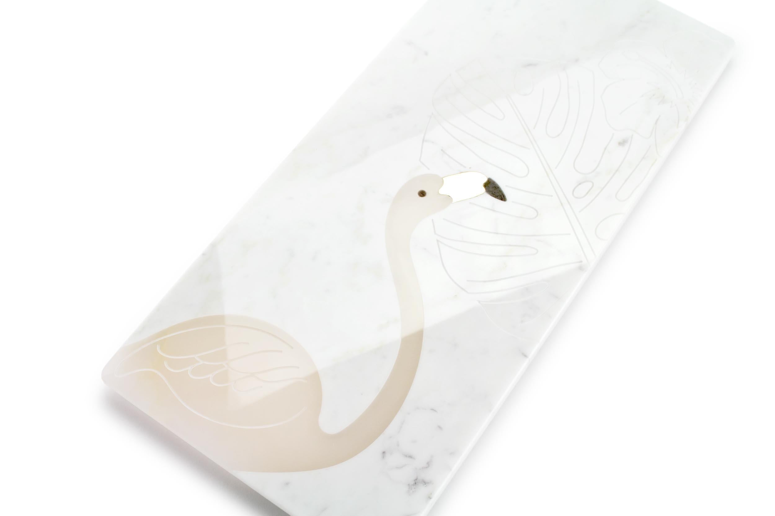 Servierplatte aus weißem Carrara-Marmor und rosa Onyx Flamingo Italien, Tafelaufsatz (Italienisch) im Angebot