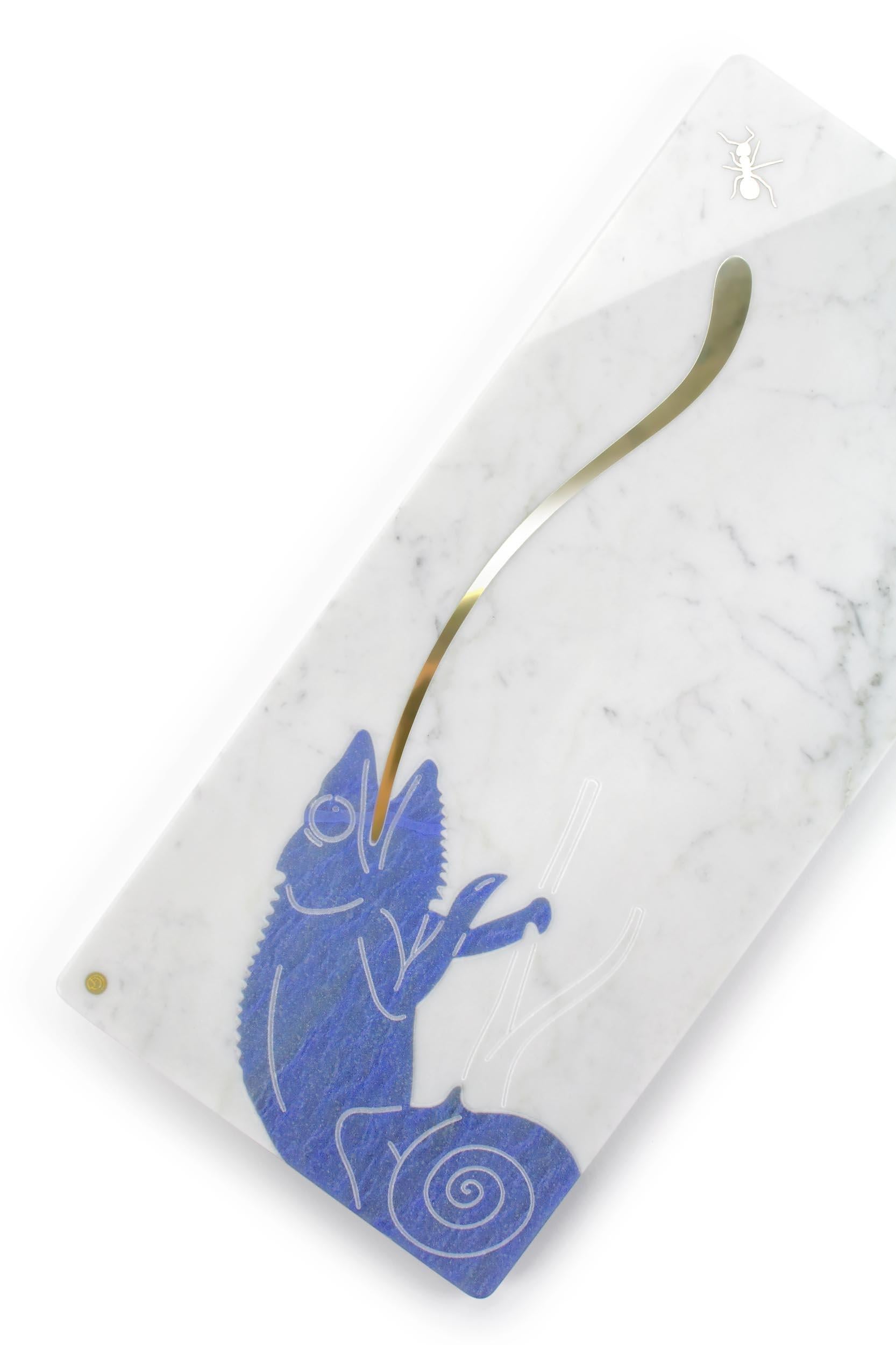 Modern Centerpiece Platters Serverware White Carrara Blue Azul Marble Brass Inlay Italy For Sale