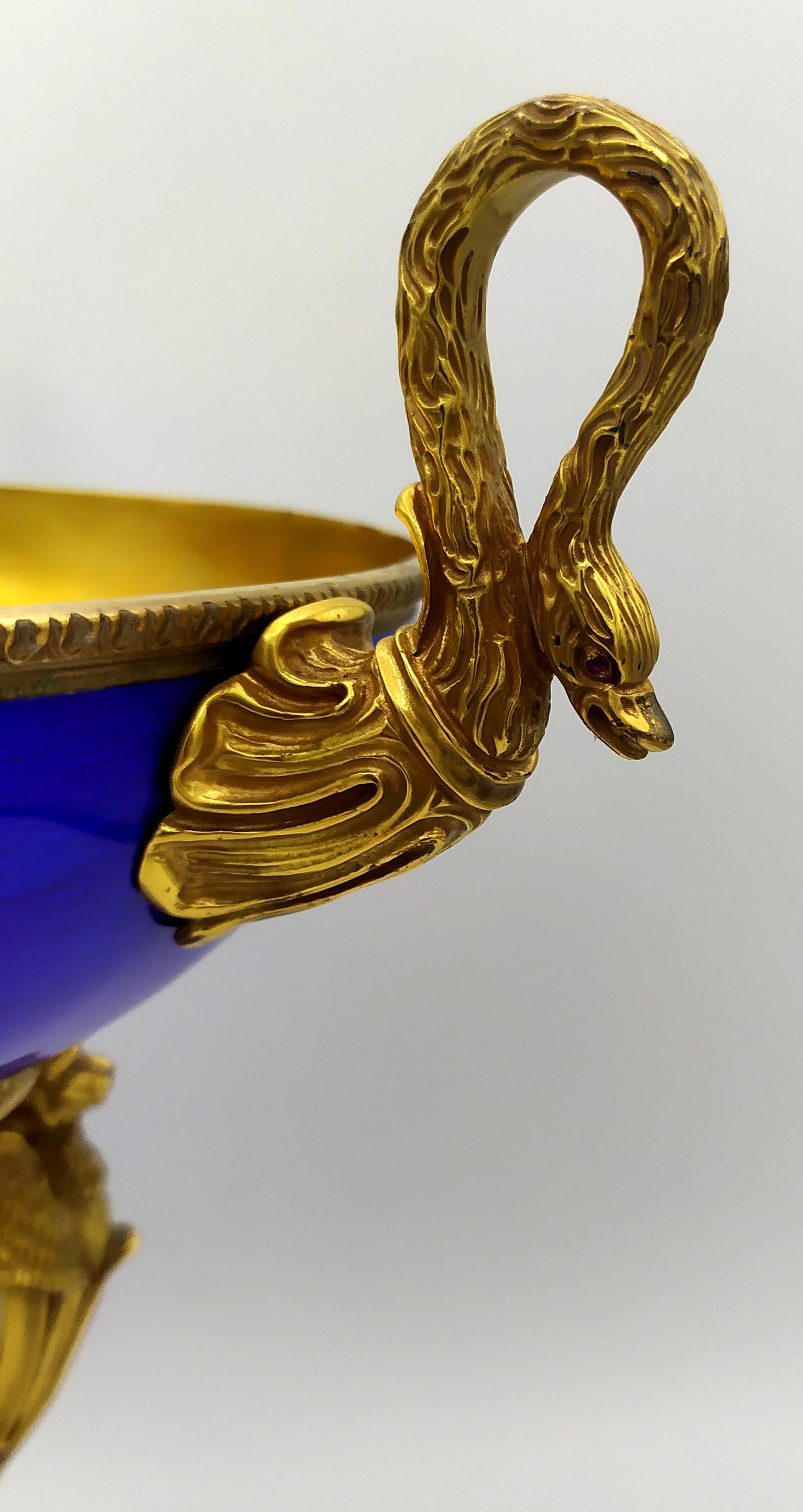 Italian Centerpiece winged lions blue fired enamel sterling silver Salimbeni in vendita