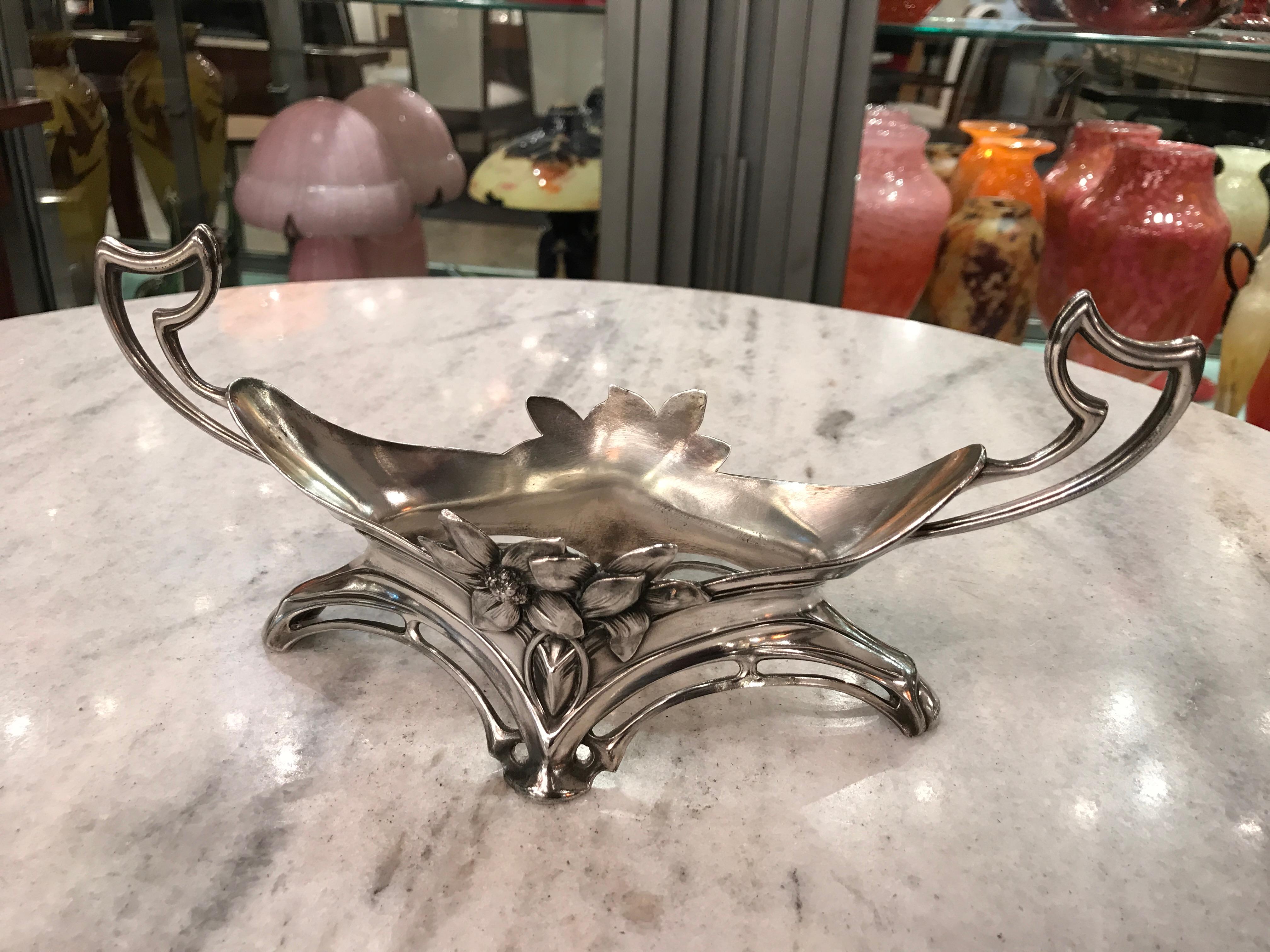 Centerpiece WMF, German, Jugendstil, Art Nouveau, Liberty, 1900, Numbered 457 For Sale 10