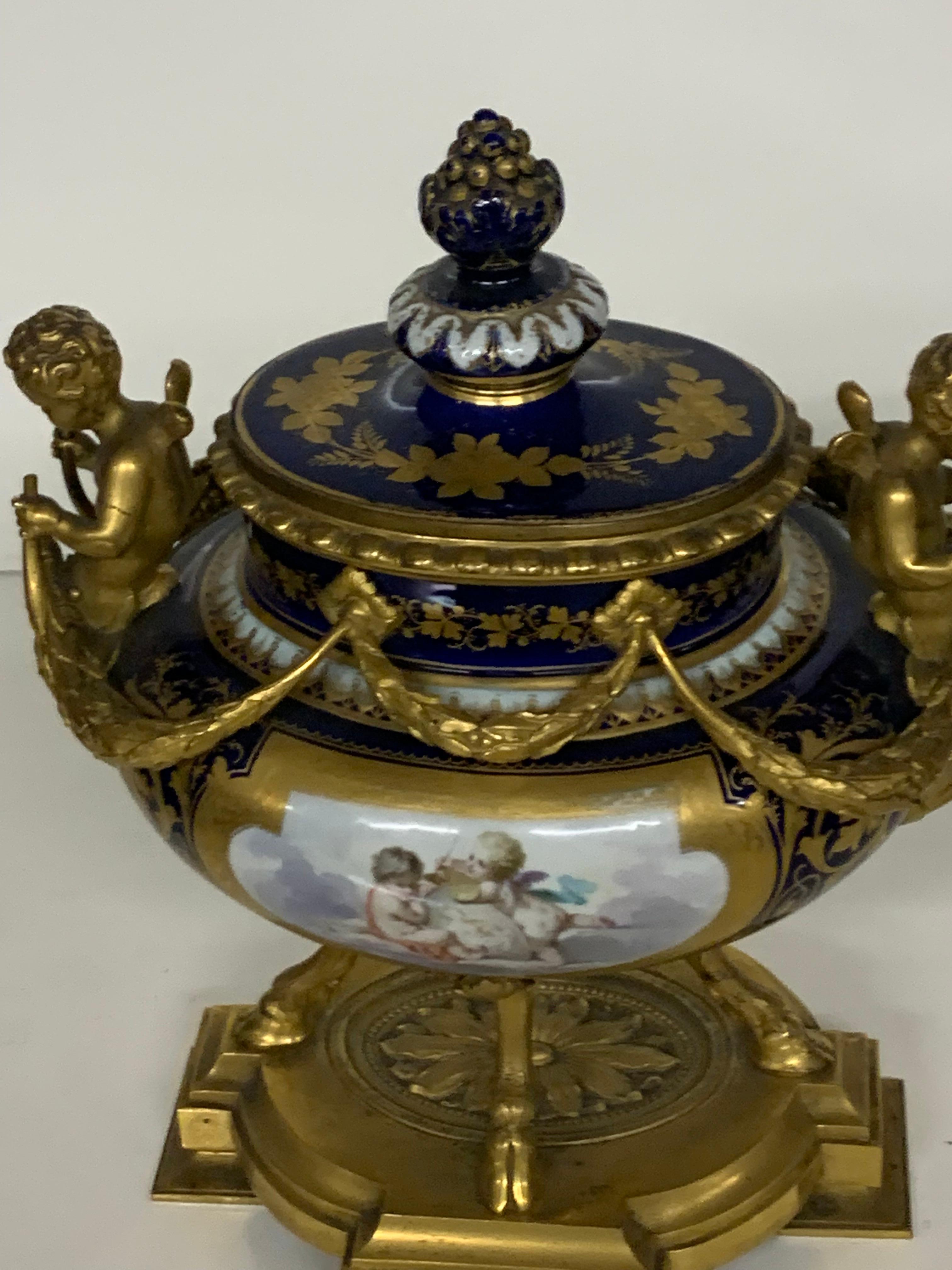 centerpieces porcelain sevres style with cherub  In Good Condition For Sale In Los Angeles, CA