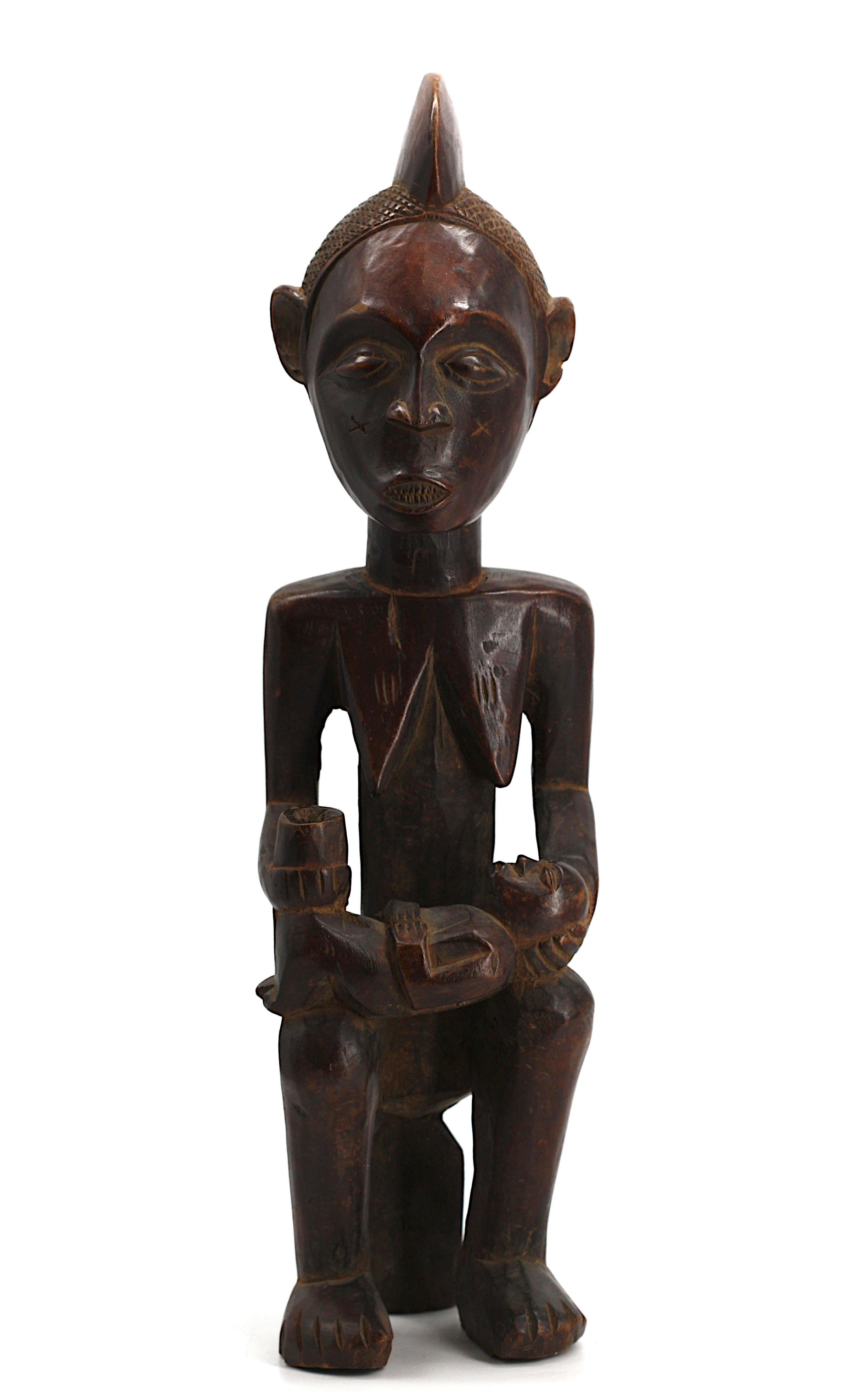 Figura di maternità in Wood dell'Africa centrale in vendita 3