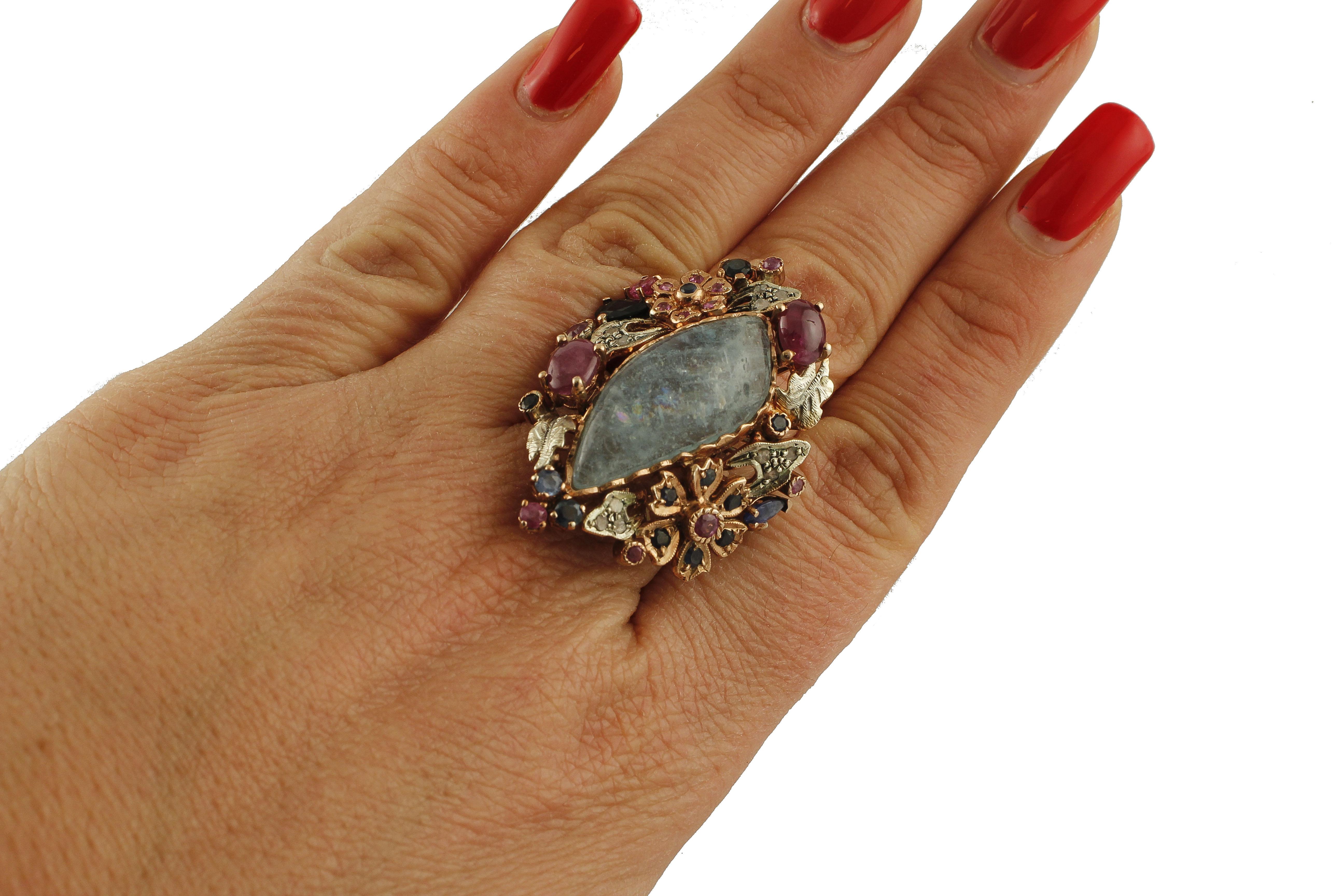 Central Aquamarine Diamonds, Rubies, Blue Sapphires 9 Karat Gold and Silver Ring In Good Condition In Marcianise, Marcianise (CE)