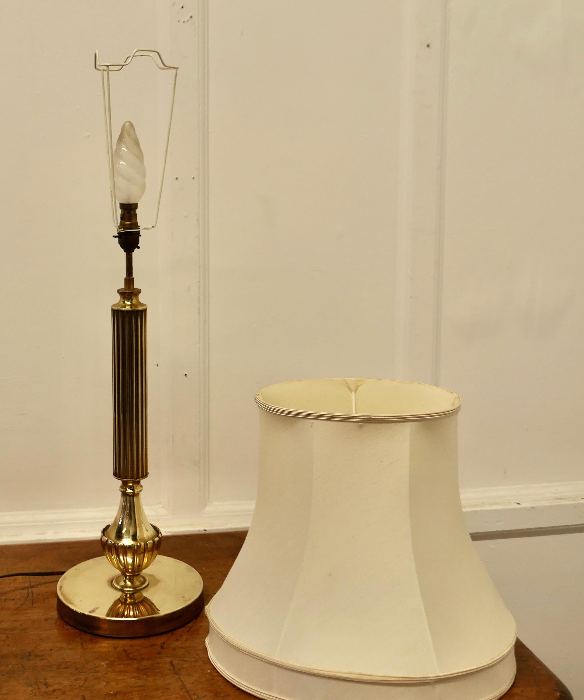 Central Brass Column Table Lamp For Sale 5