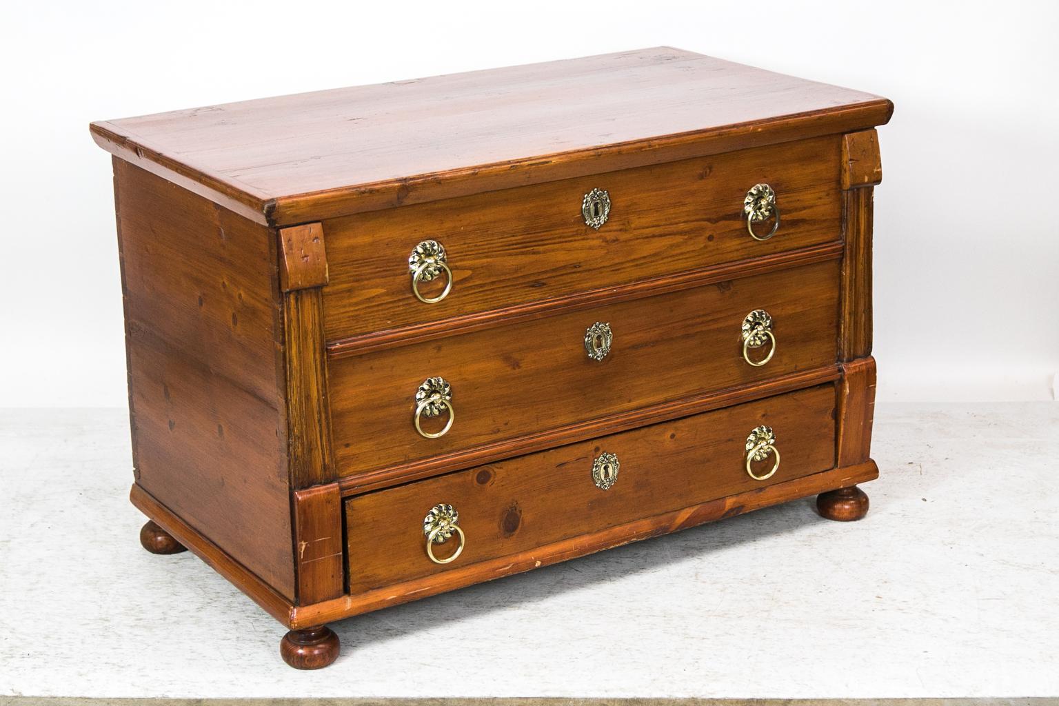 Central European Lift Top Pine Chest For Sale 2