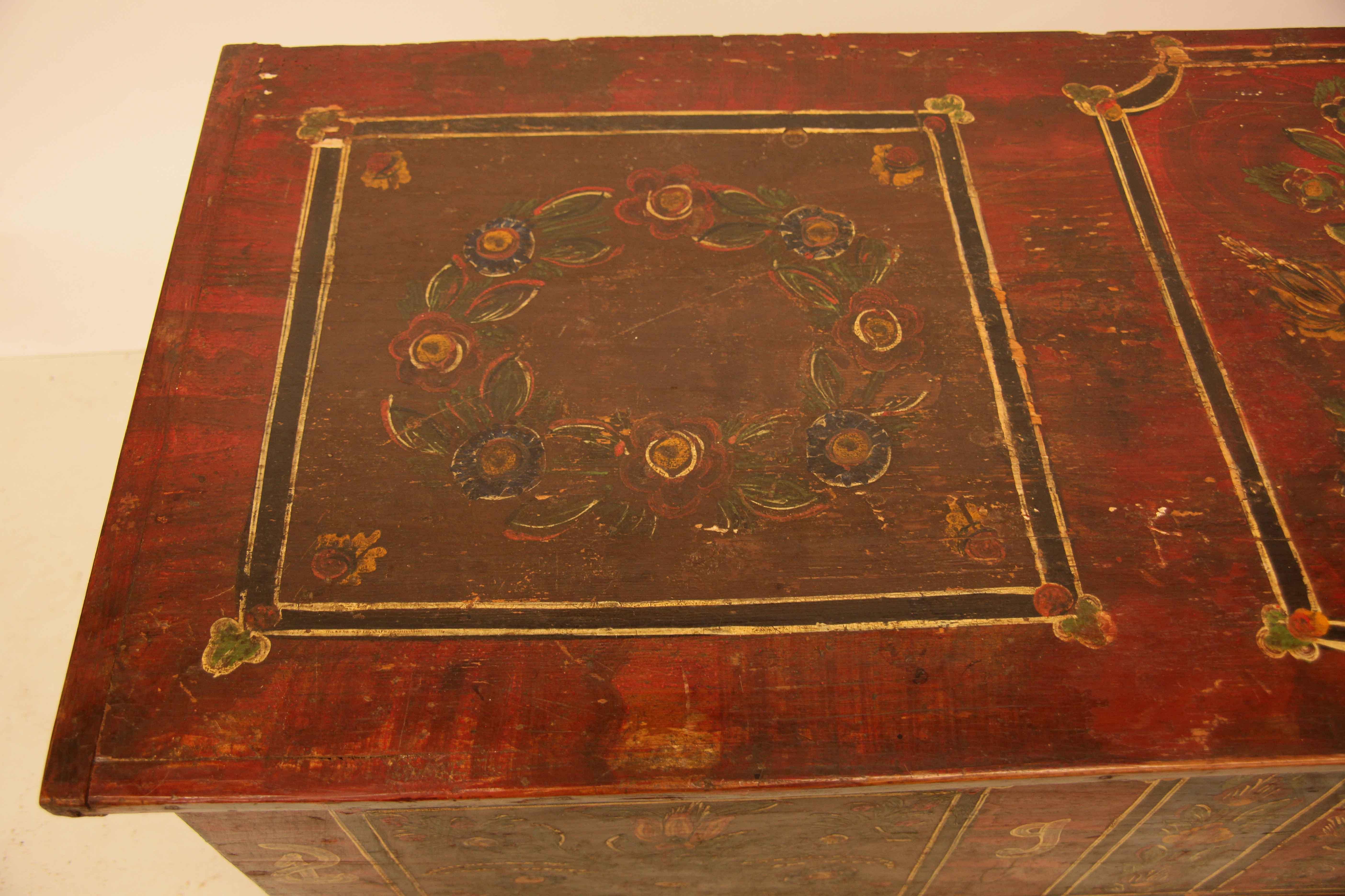 Central European Painted Blanket Chest In Good Condition For Sale In Wilson, NC