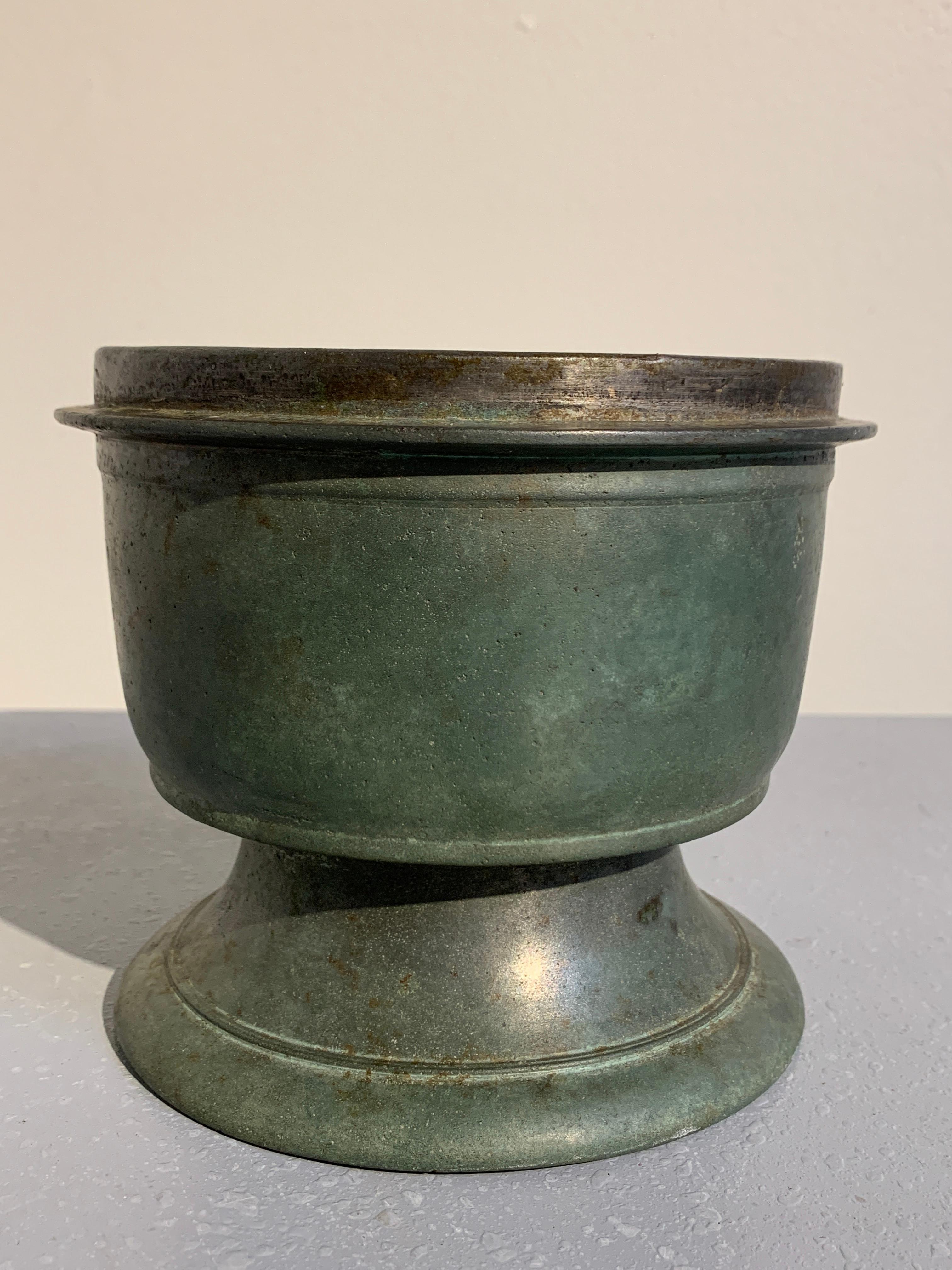 Central Javanese Bronze Footed and Lidded Offering Vessel, 8th-10th Century For Sale 3