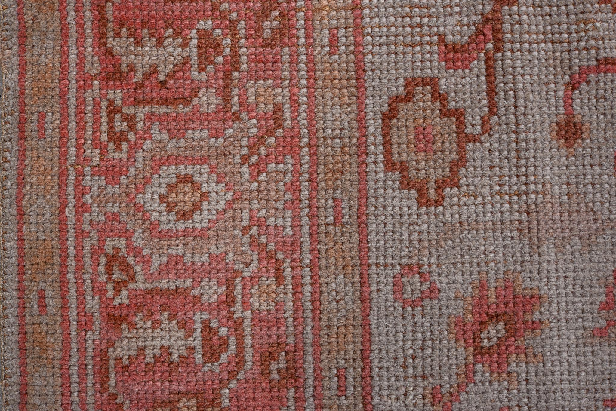 Turco Medaglione centrale floreale rosso e rosso rosa in vendita