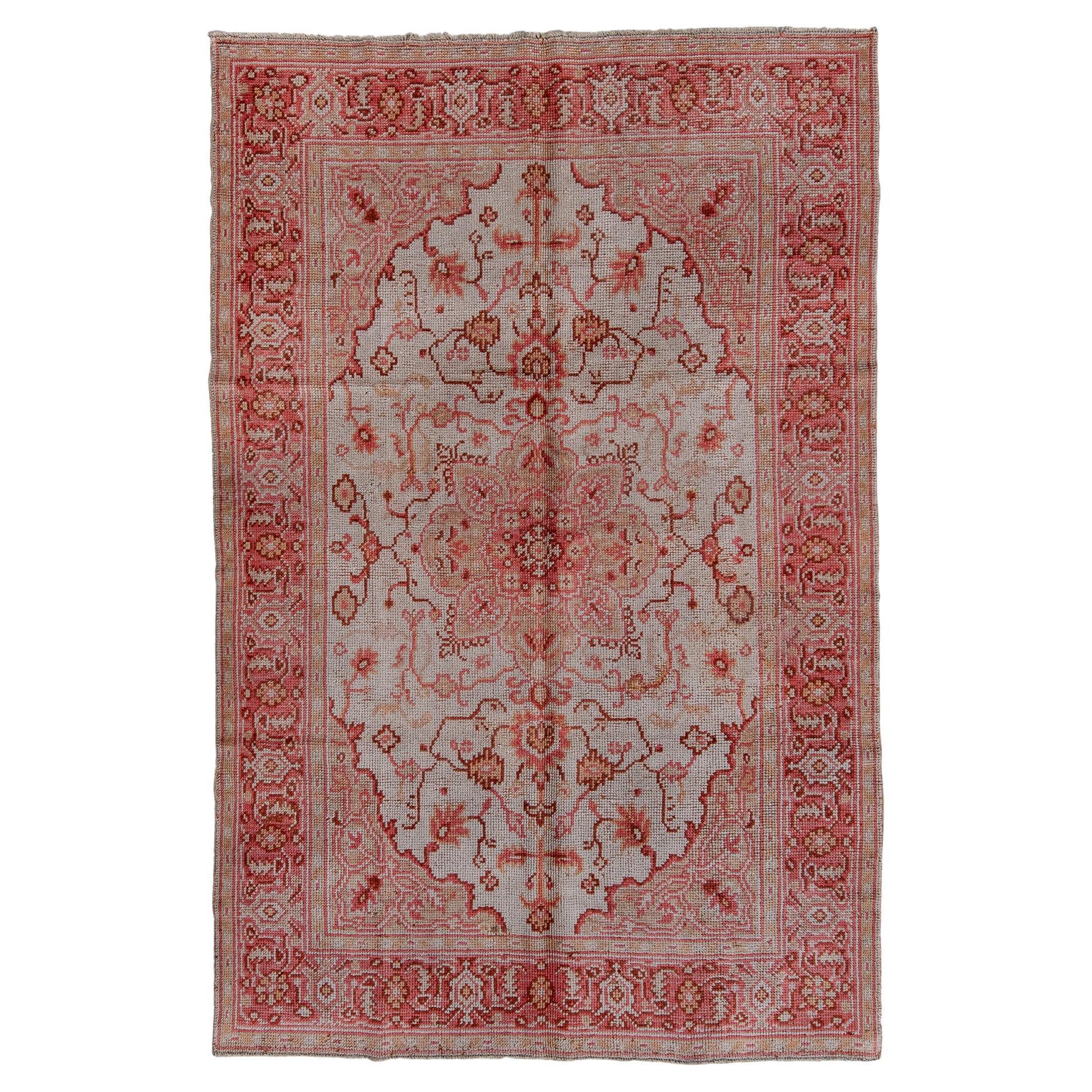 Medaglione centrale floreale rosso e rosso rosa