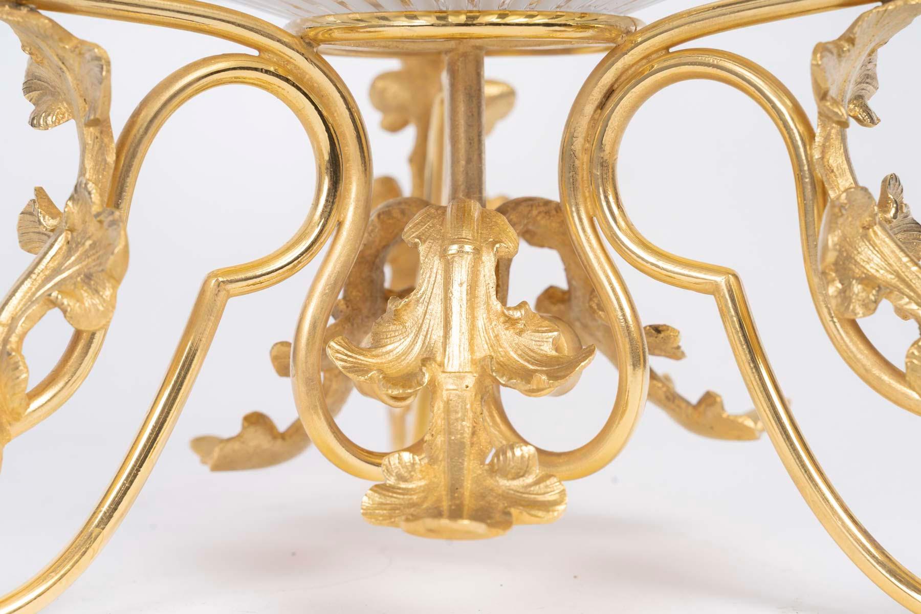 Tafelaufsatz von Maison Baccarat aus Kristall und vergoldeter Bronze, Stil Napoleon III. im Angebot 1