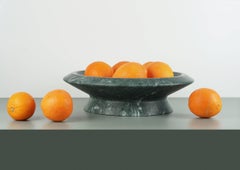 Nouveau centre de table moderne en marbre vert du Guatemala, créateur Ivan Colominas STOCK