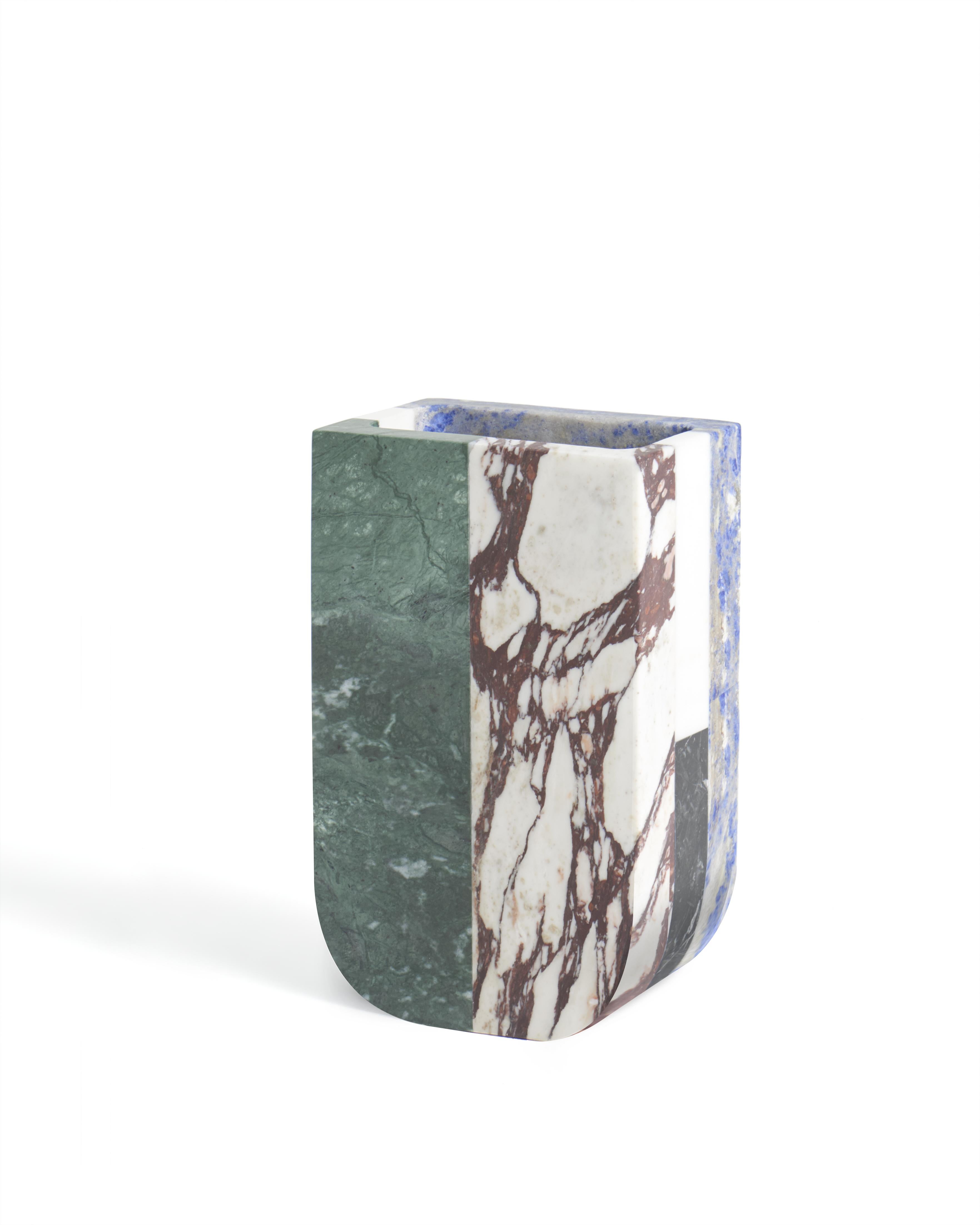 Contemporary Centrepiece in Marble by Arthur Arbesser, Made in Italy, Made in Italy in Stock For Sale