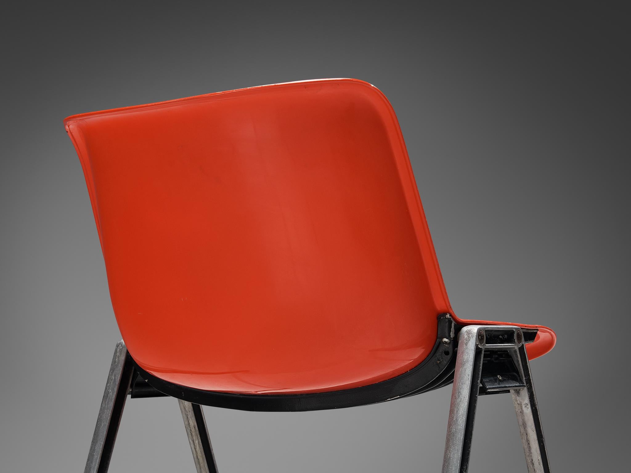 Italian Centro Progetti Tecno Set of Eight Stackable ‘Modus’ Chairs 