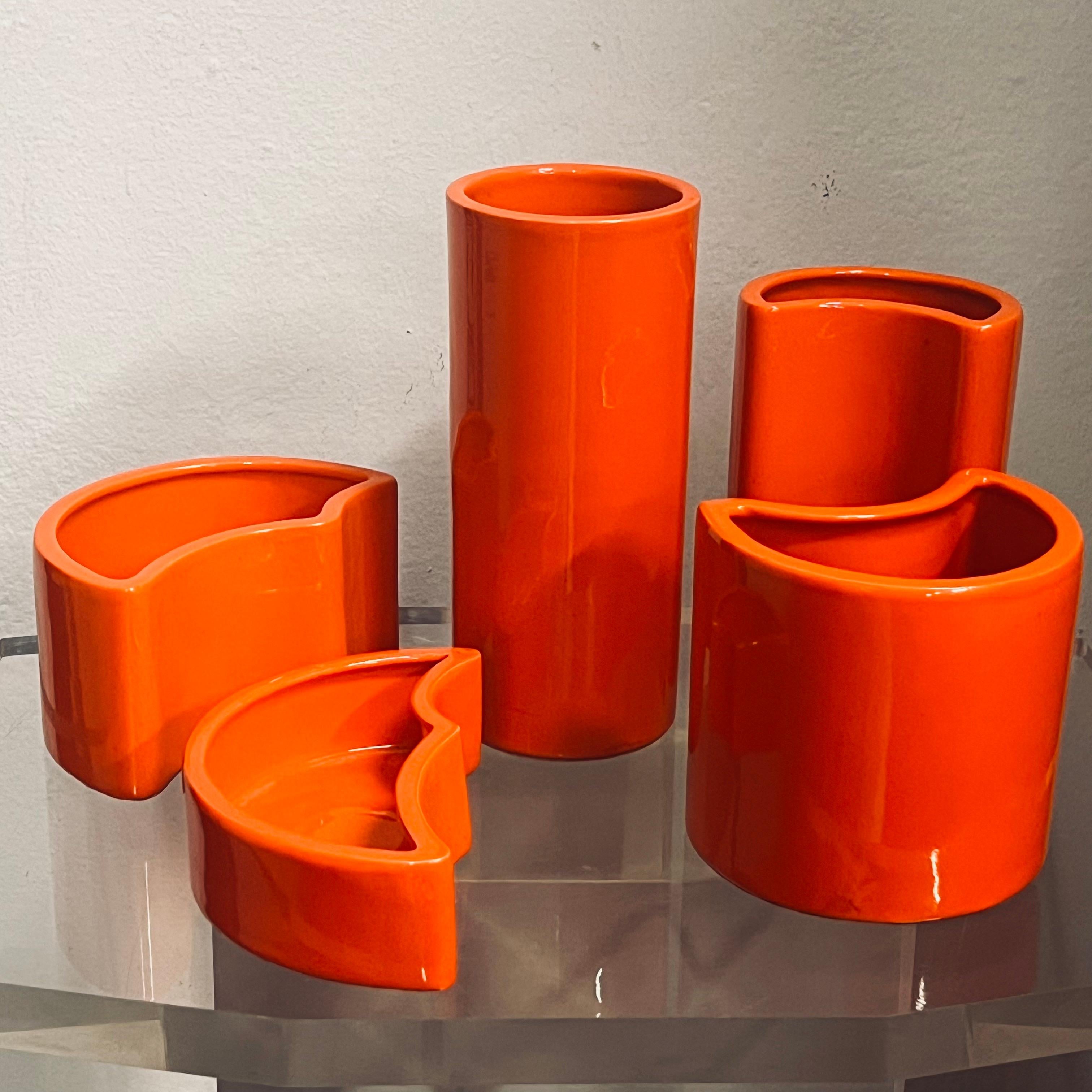 Orange Ceramic Centerpiece - Attrib. to Gabbianelli - Italy - 1970s In Good Condition For Sale In Milano, IT