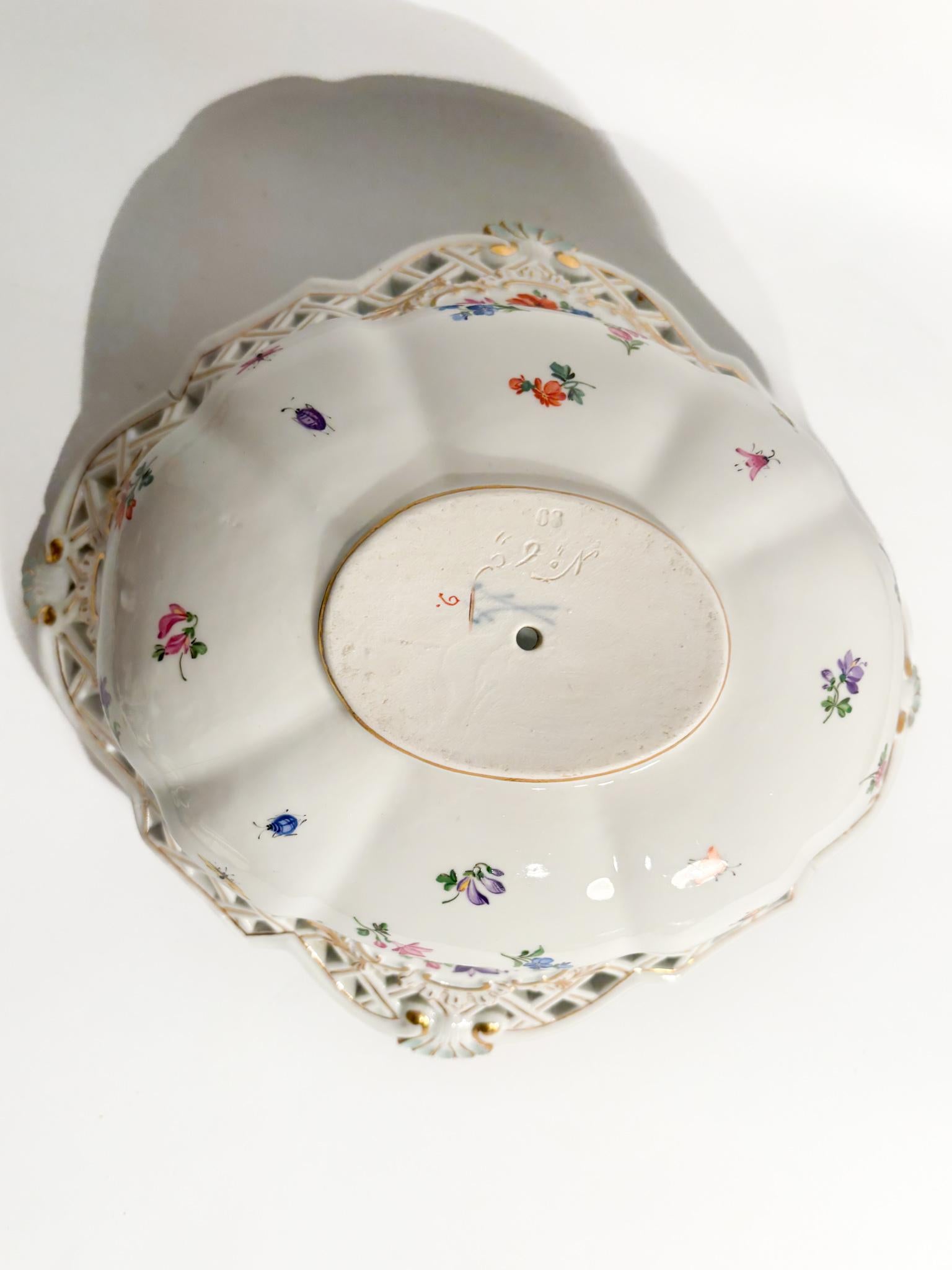 Centrotavola in Porcellana di Meissen 1860 - 1924 For Sale 3