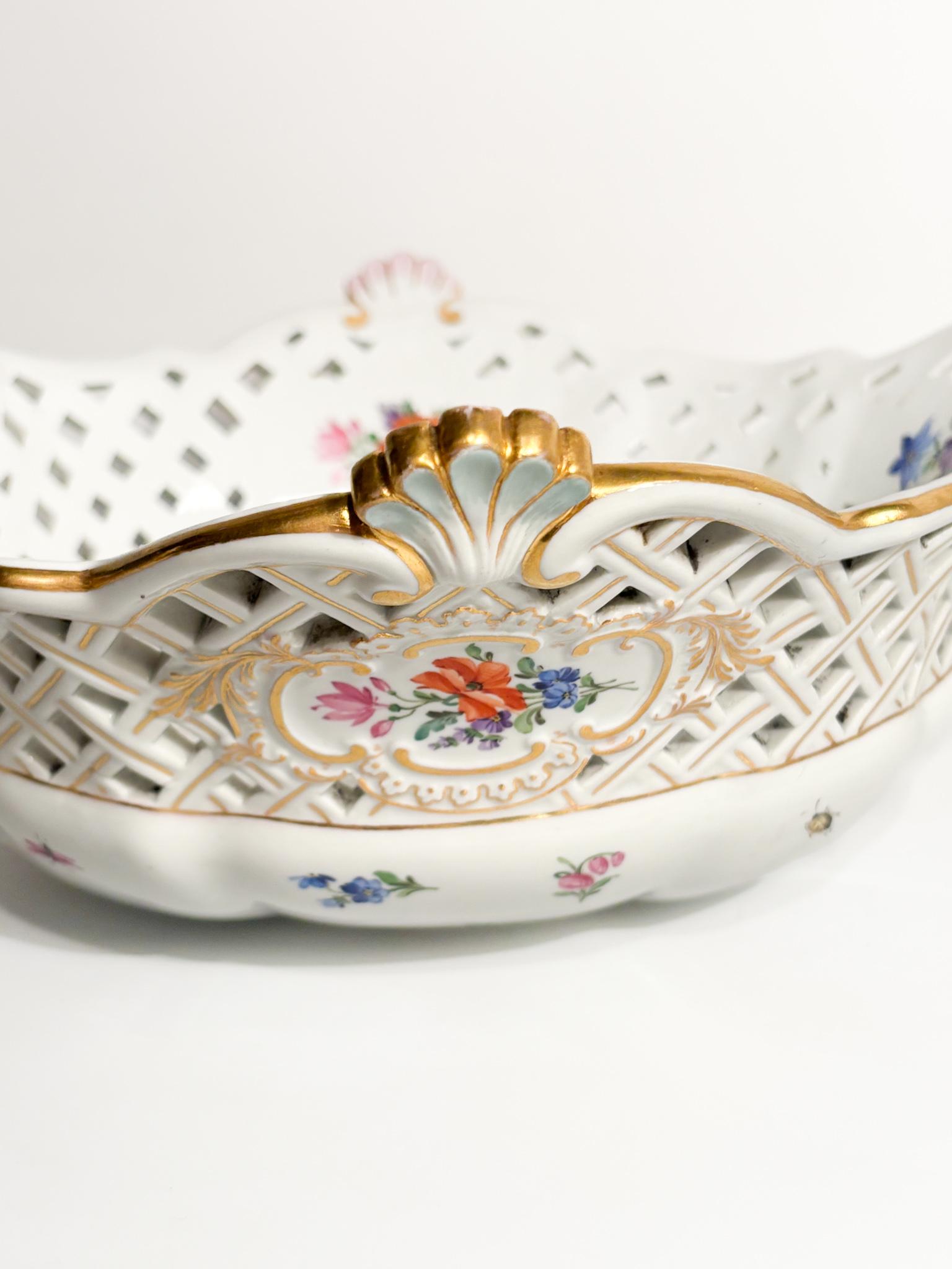 Centrotavola in Porcellana di Meissen 1860 - 1924 For Sale 1